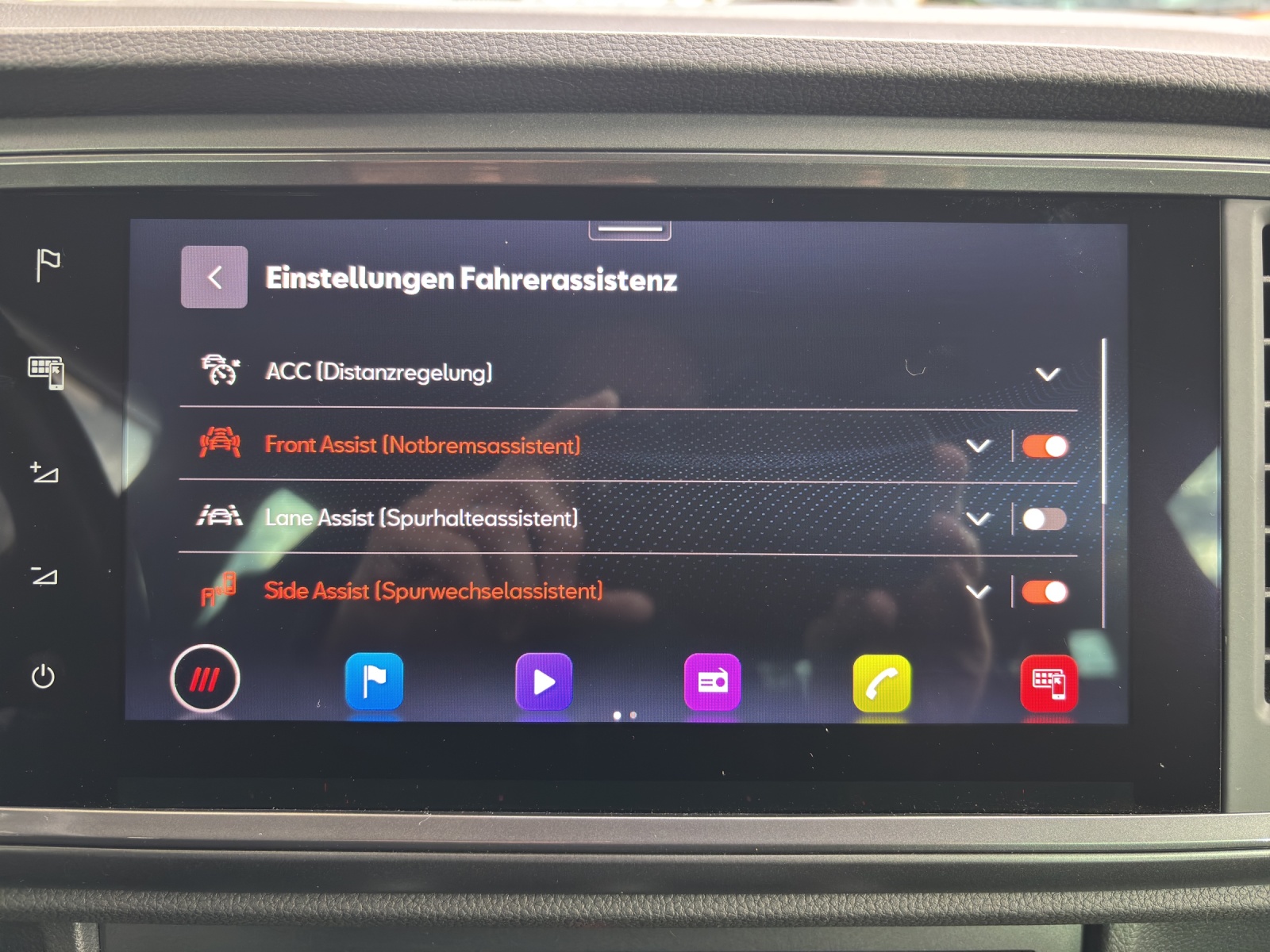 CUPRA Ateca 2.0TSI VZ 4Drive DSG mit AHK & elektr. Ledersitze mit Memory-image-25