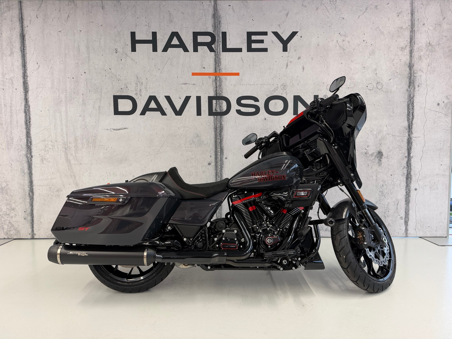 HARLEY-DAVIDSON FLHXSE Street Glide ST CVO 121-image-0