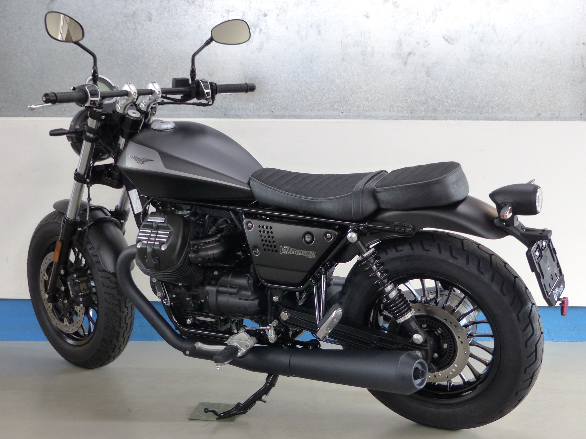 MOTO GUZZI V9 Bobber 850 ABS-image-13