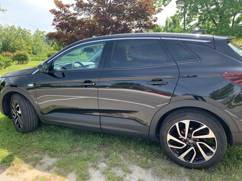 OPEL Grandland X 1.5CDTi Ultimate Automatik-image-1
