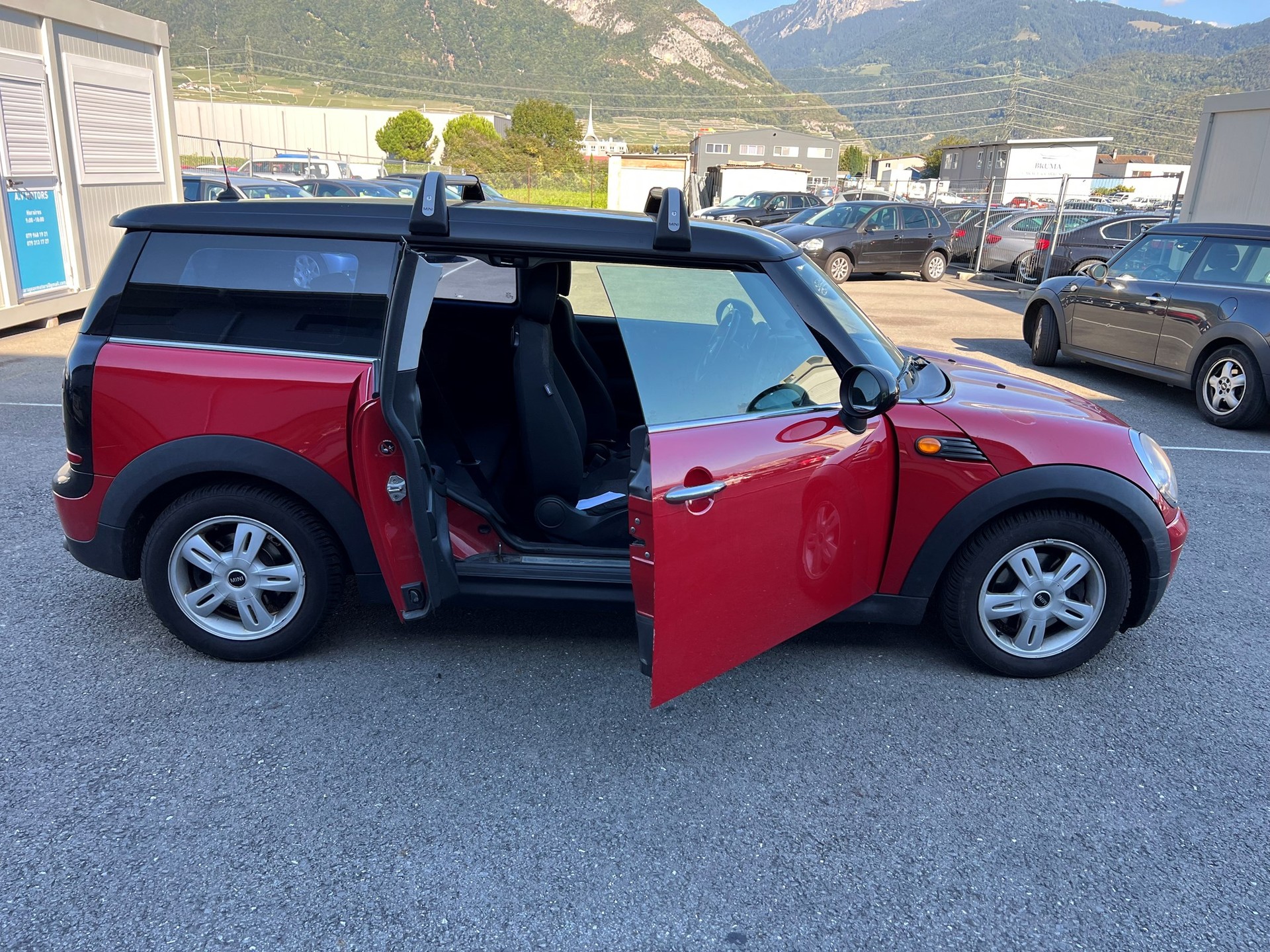 MINI Clubman Cooper-image-6