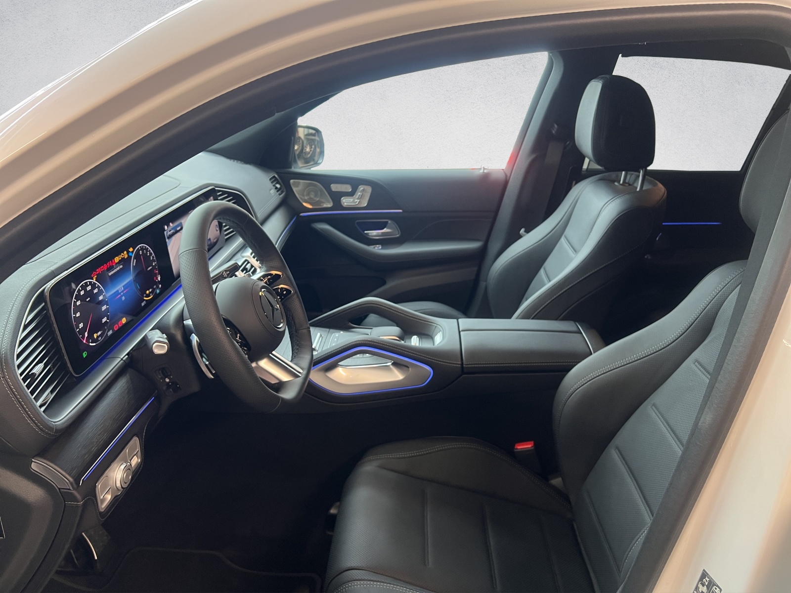 MERCEDES-BENZ GLE 350 de AMG Line 4Matic-image-9
