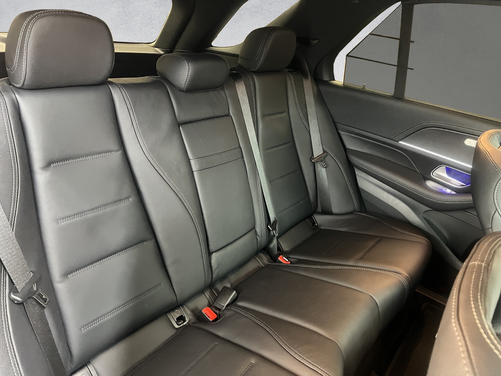MERCEDES-BENZ GLE 350 de AMG Line 4Matic-image-12