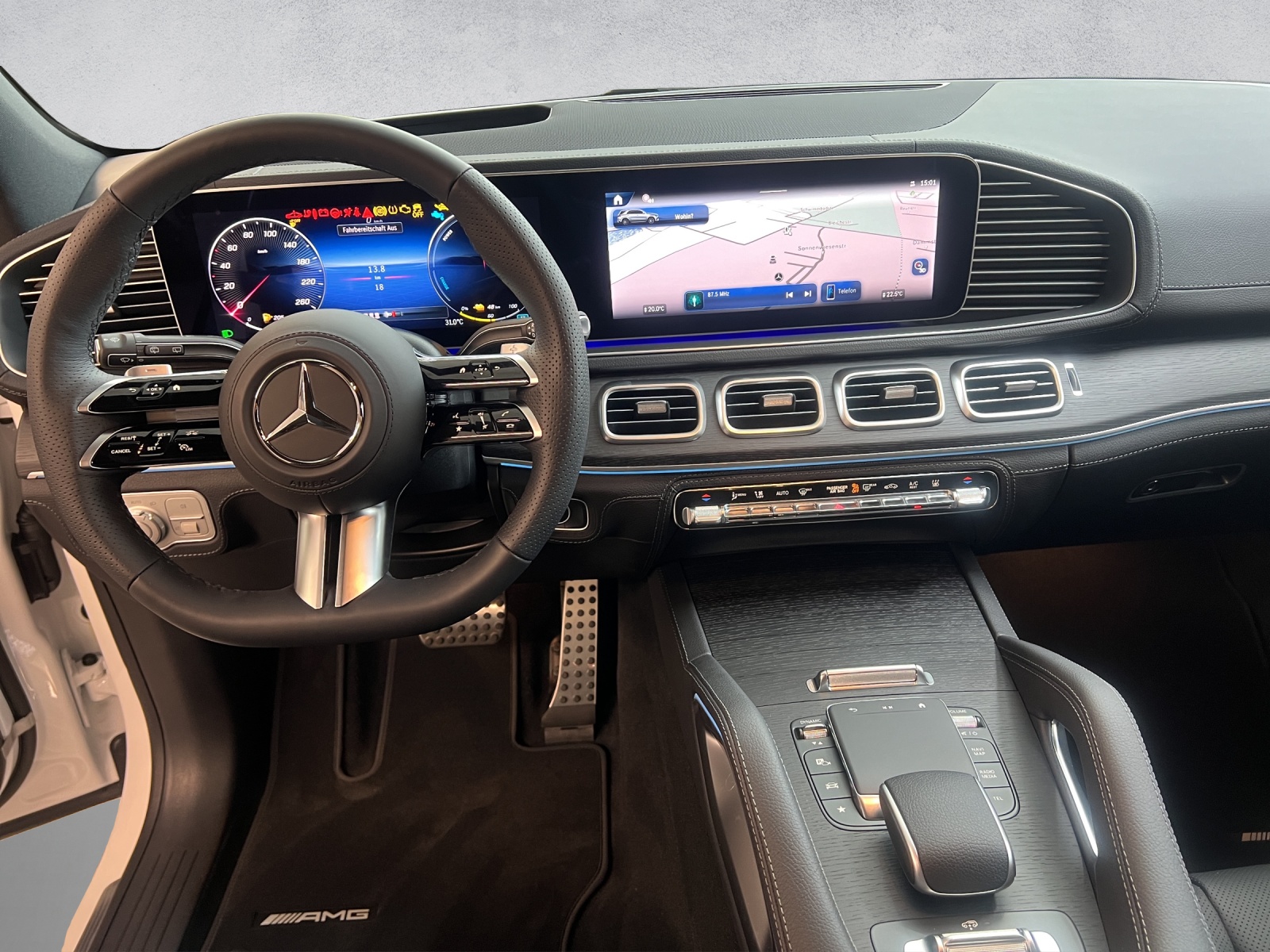 MERCEDES-BENZ GLE 350 de AMG Line 4Matic-image-13