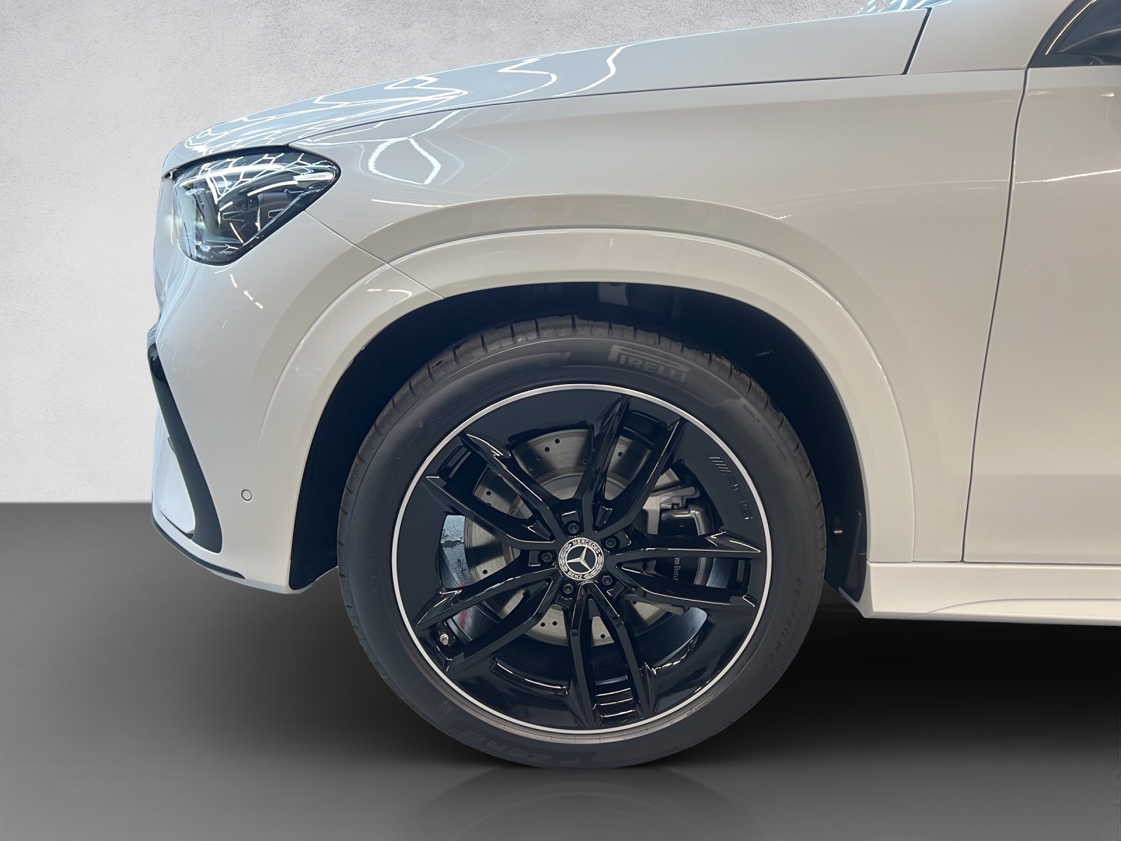 MERCEDES-BENZ GLE 350 de AMG Line 4Matic-image-6
