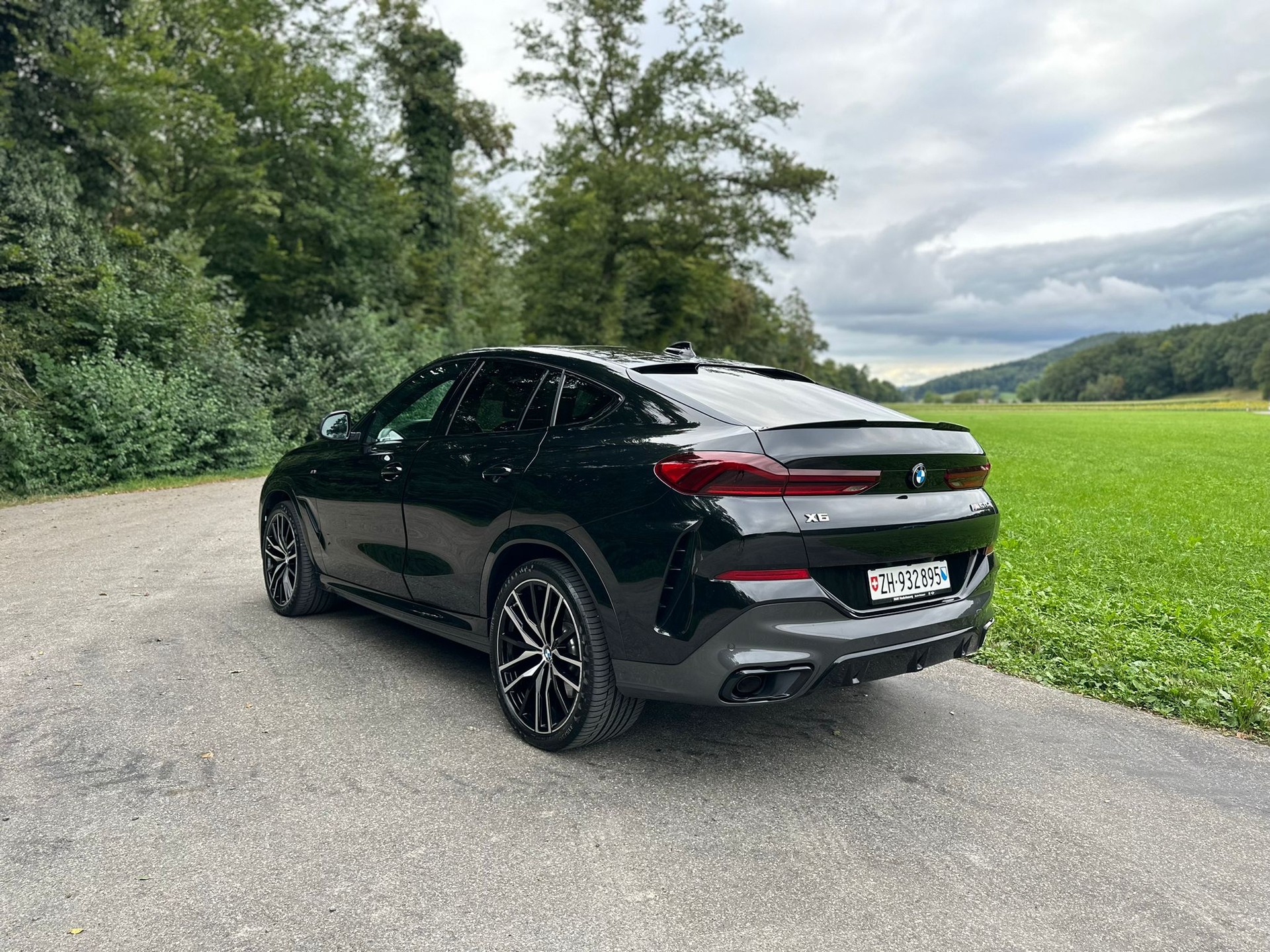 BMW X6 M50d-image-5