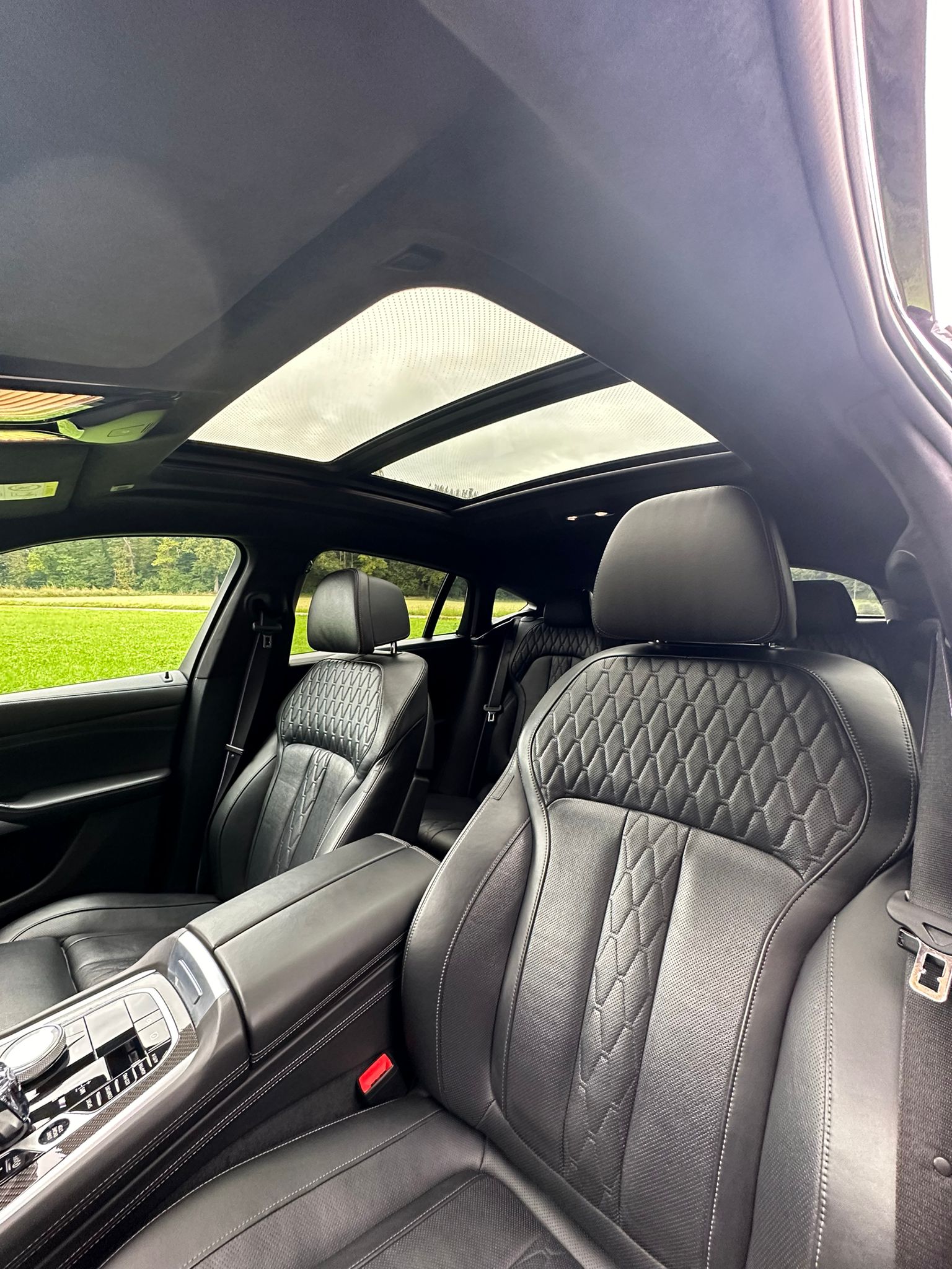 BMW X6 M50d-image-15