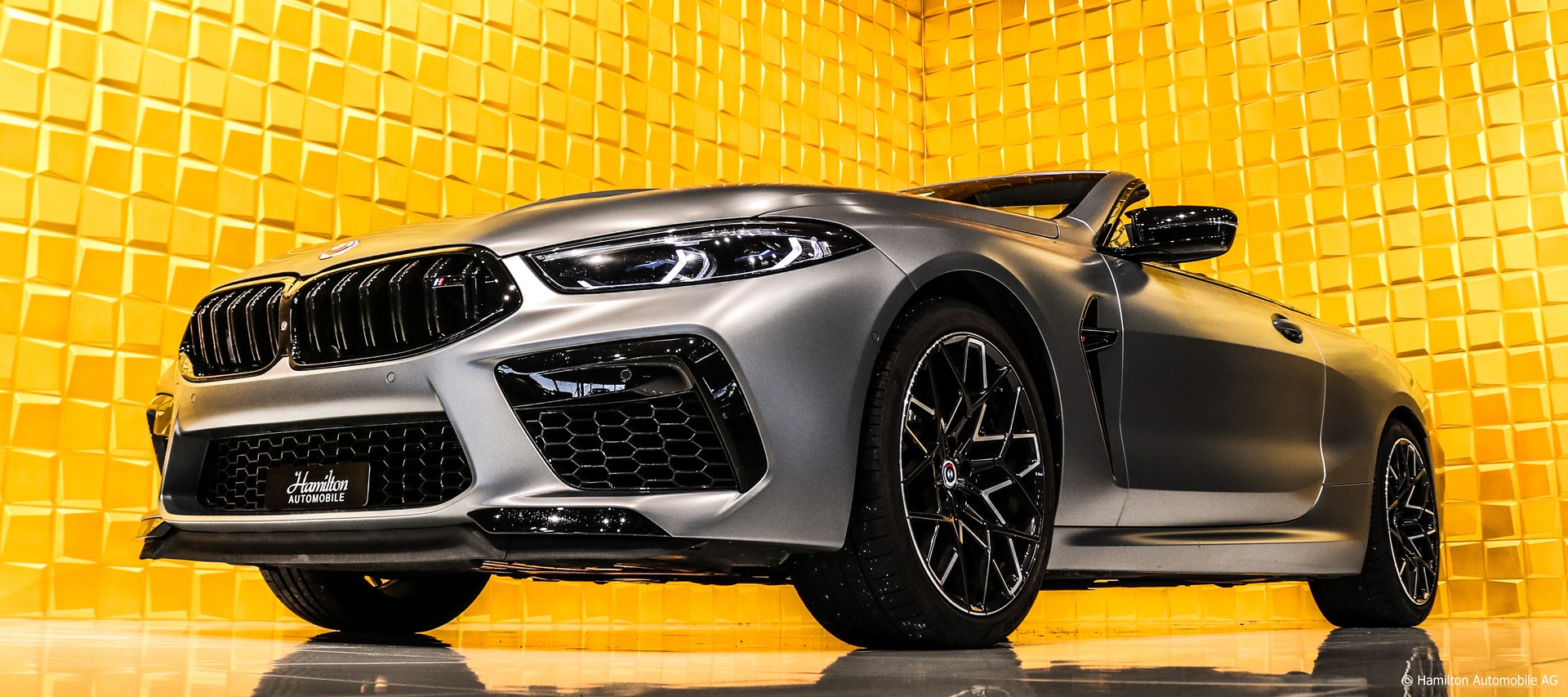 BMW M8 Competition Cabrio xDrive Steptronic-image-4