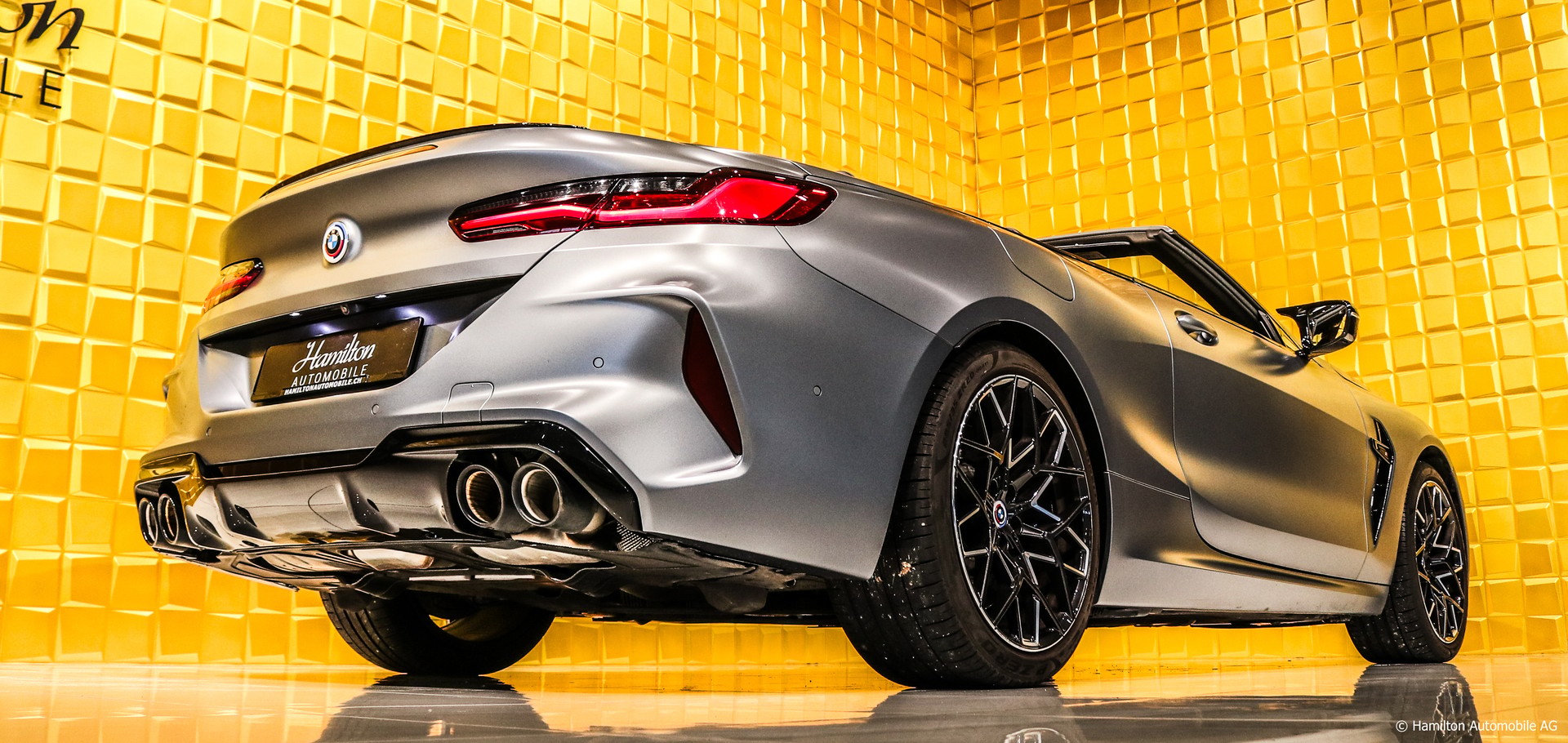 BMW M8 Competition Cabrio xDrive Steptronic-image-6