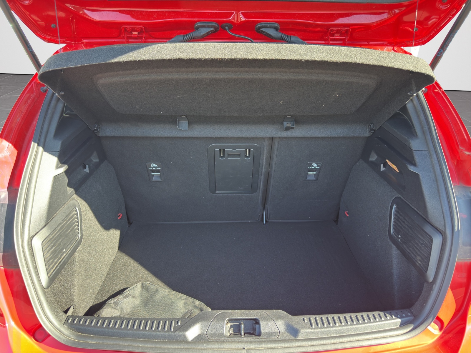 FORD Focus 1.0i EcoB Hybrid 155 ST-Line X-image-14