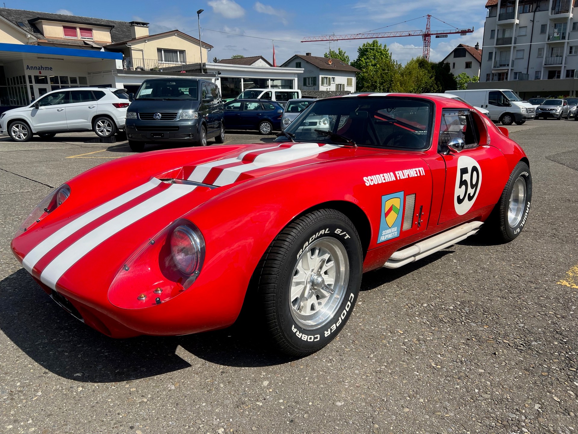 AC Shelby Daytona-showroom-element-2