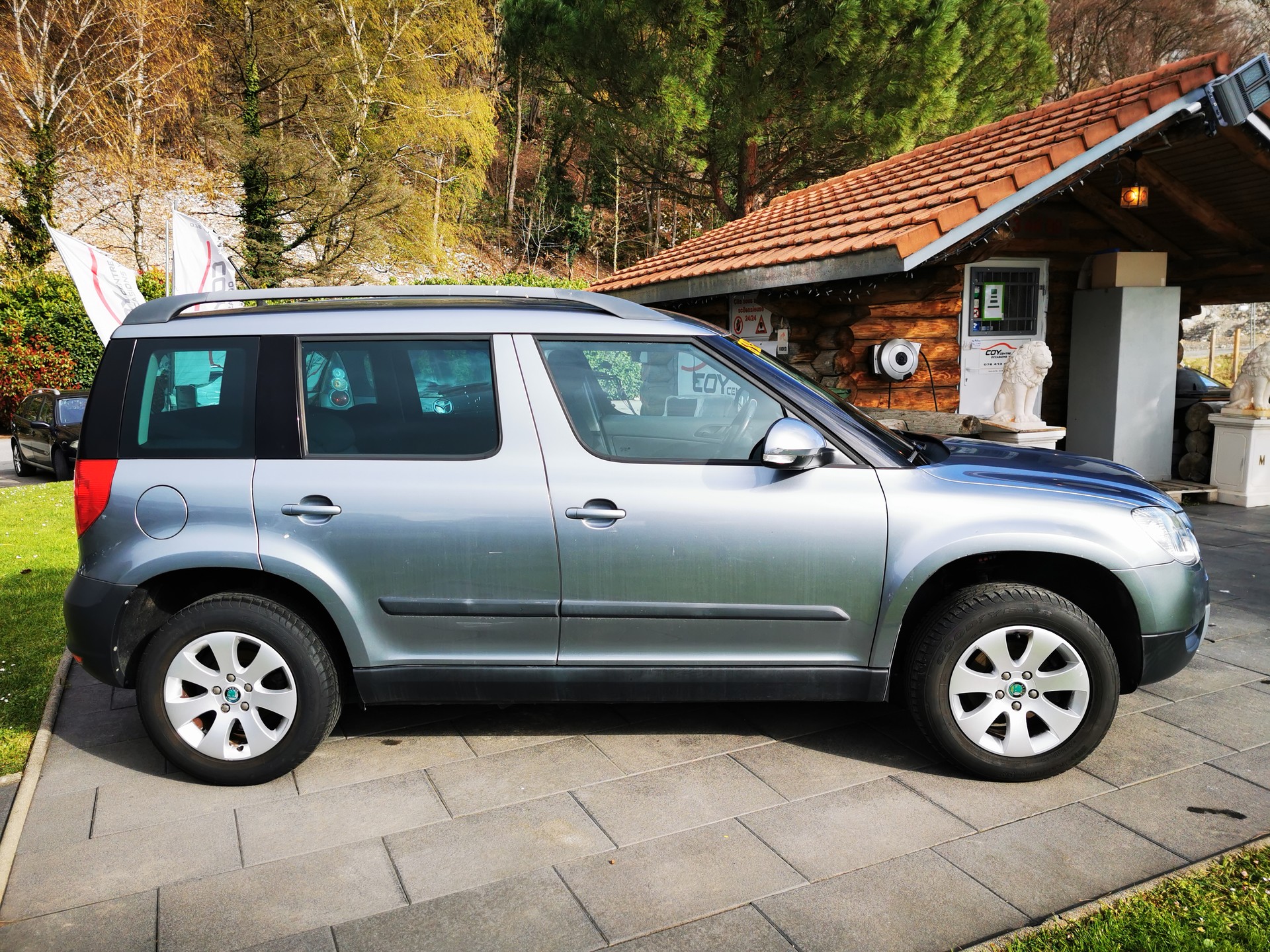 SKODA Yeti 1.2 TSI Clever-image-12