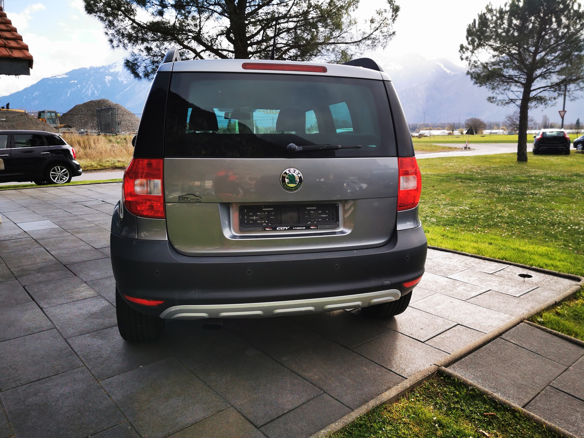 SKODA Yeti 1.2 TSI Clever-image-4