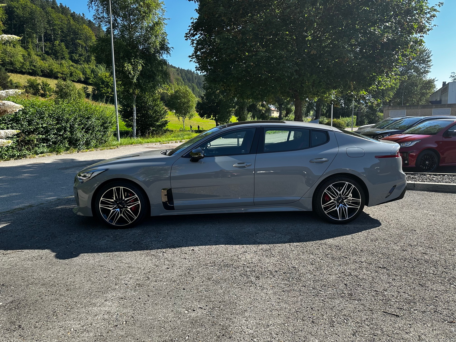 KIA Stinger 3.3 T-GDi GT Automat AWD-image-4