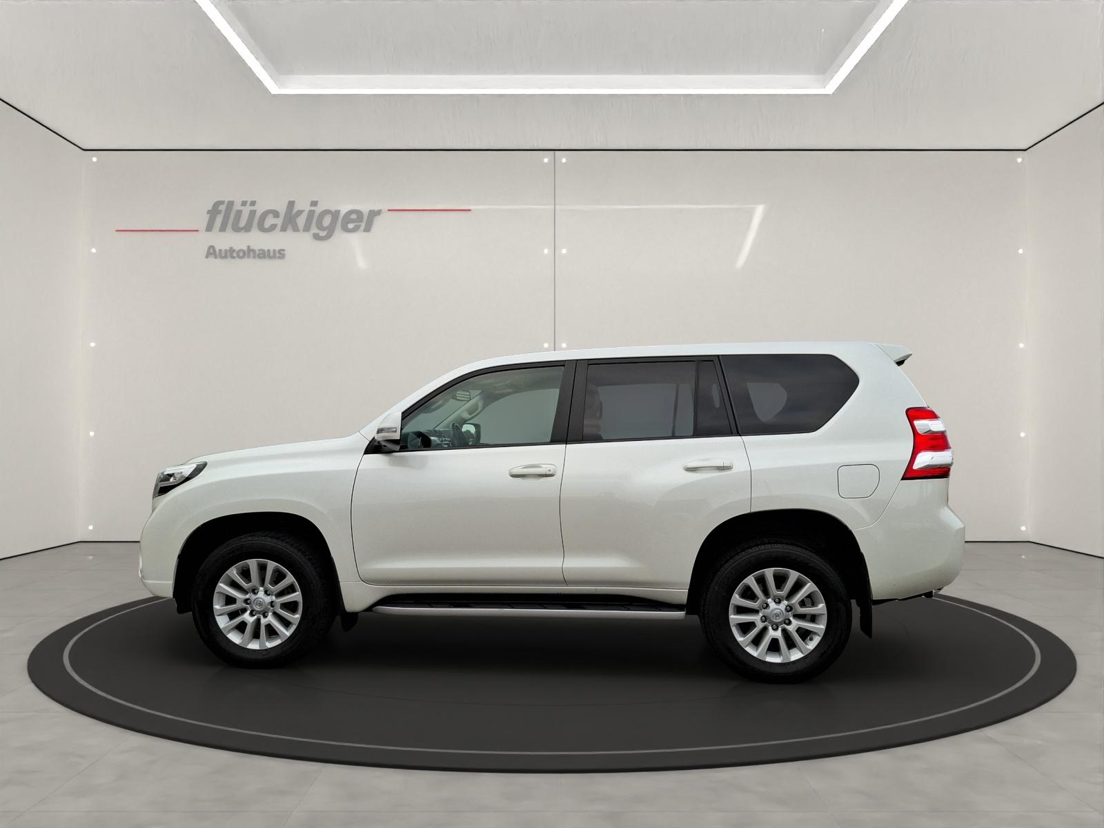 TOYOTA Land Cruiser 3.0 D-4D Linea Sol-image-7