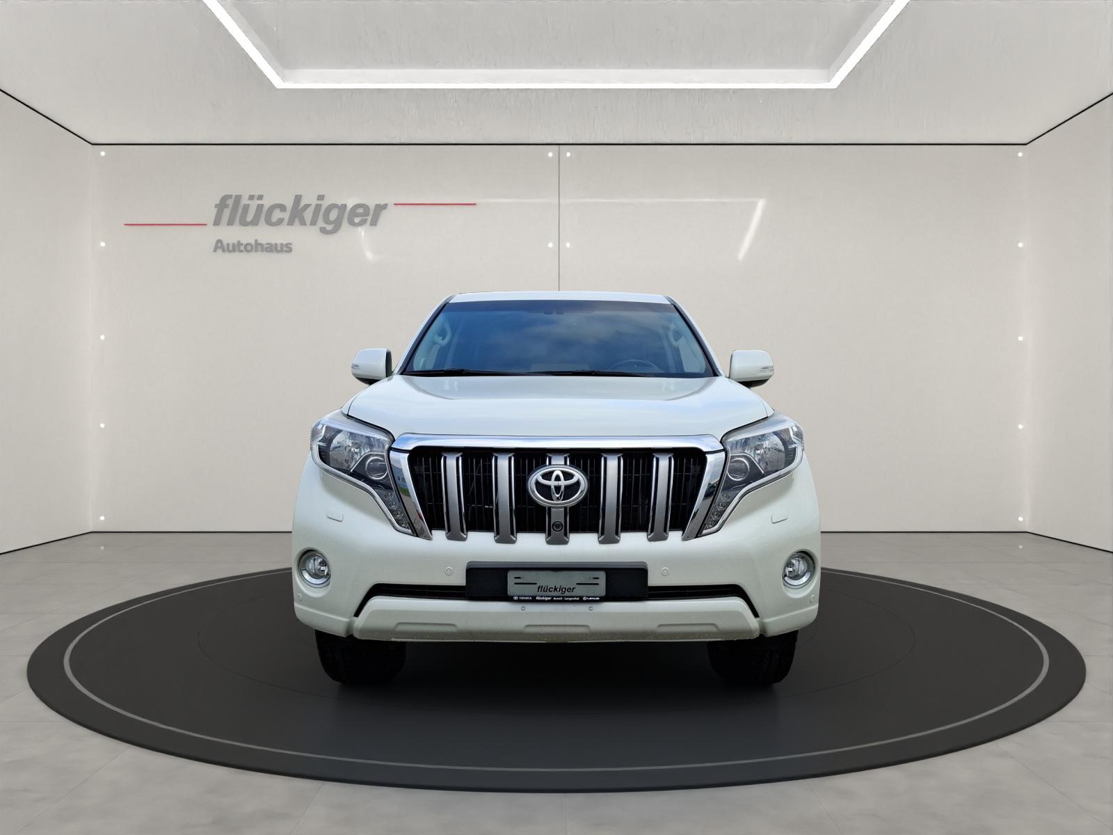TOYOTA Land Cruiser 3.0 D-4D Linea Sol-showroom-element-1
