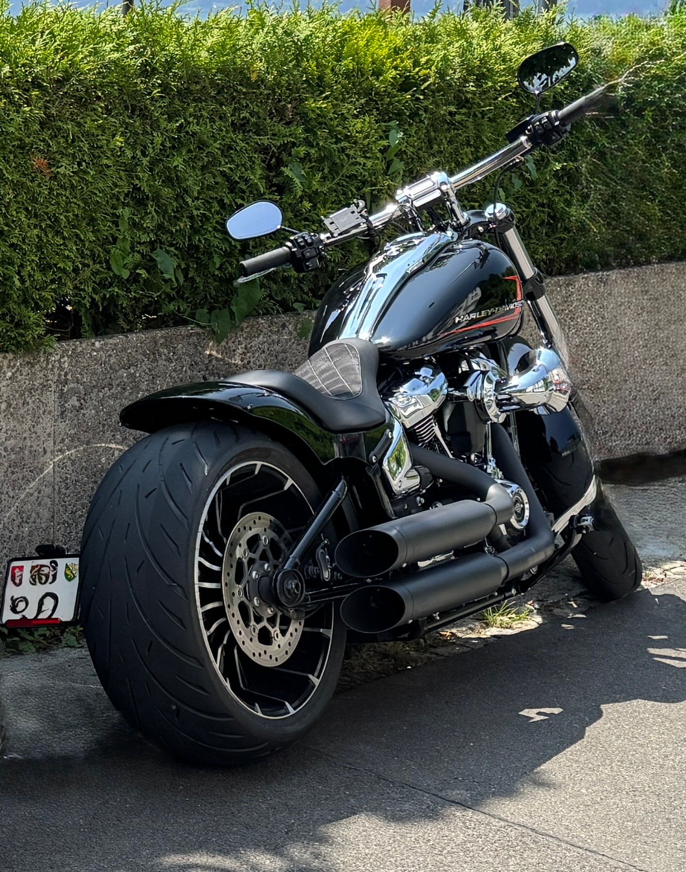 HARLEY-DAVIDSON FXBR Breakout 117