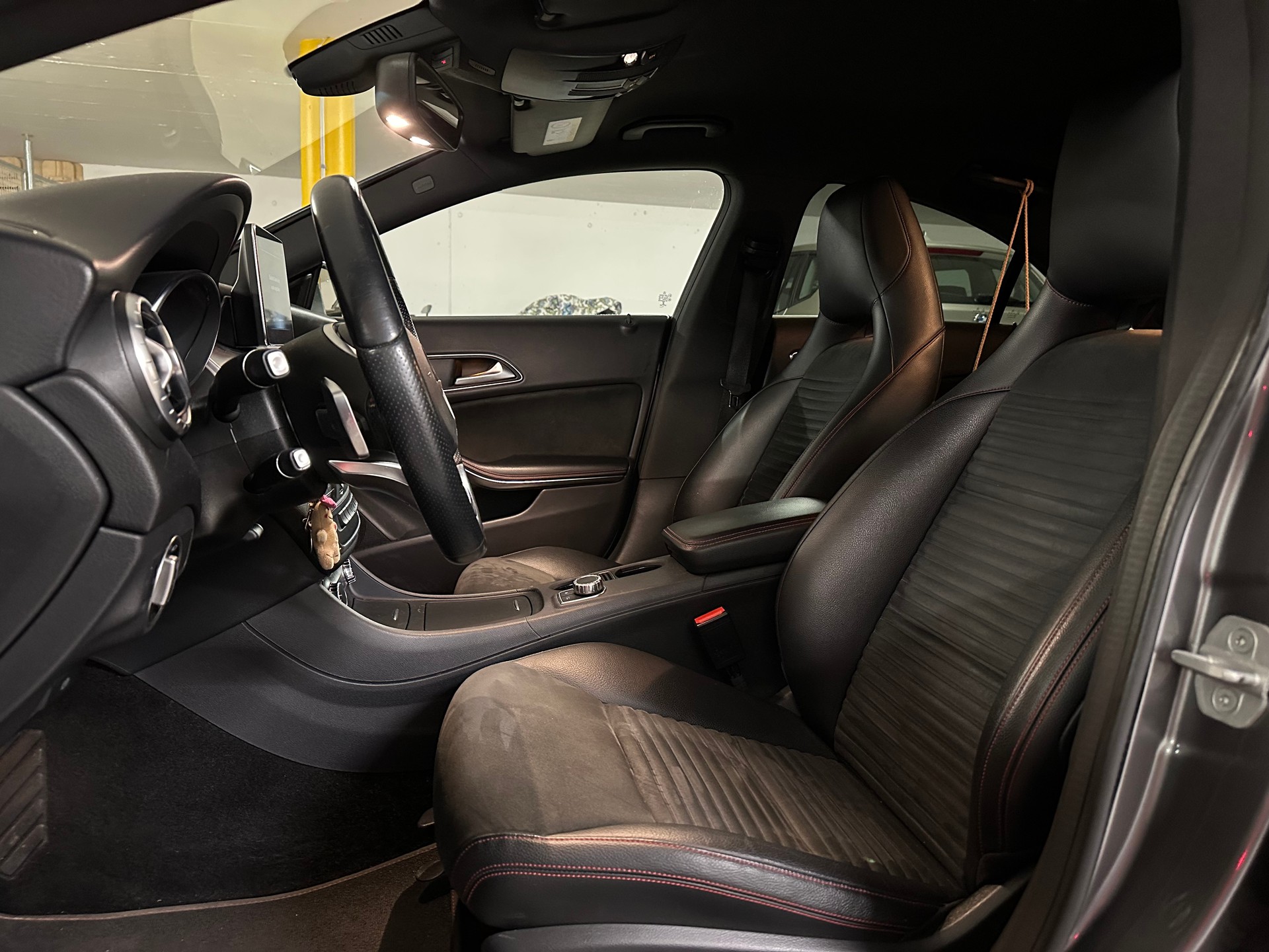 MERCEDES-BENZ CLA 180-image-6