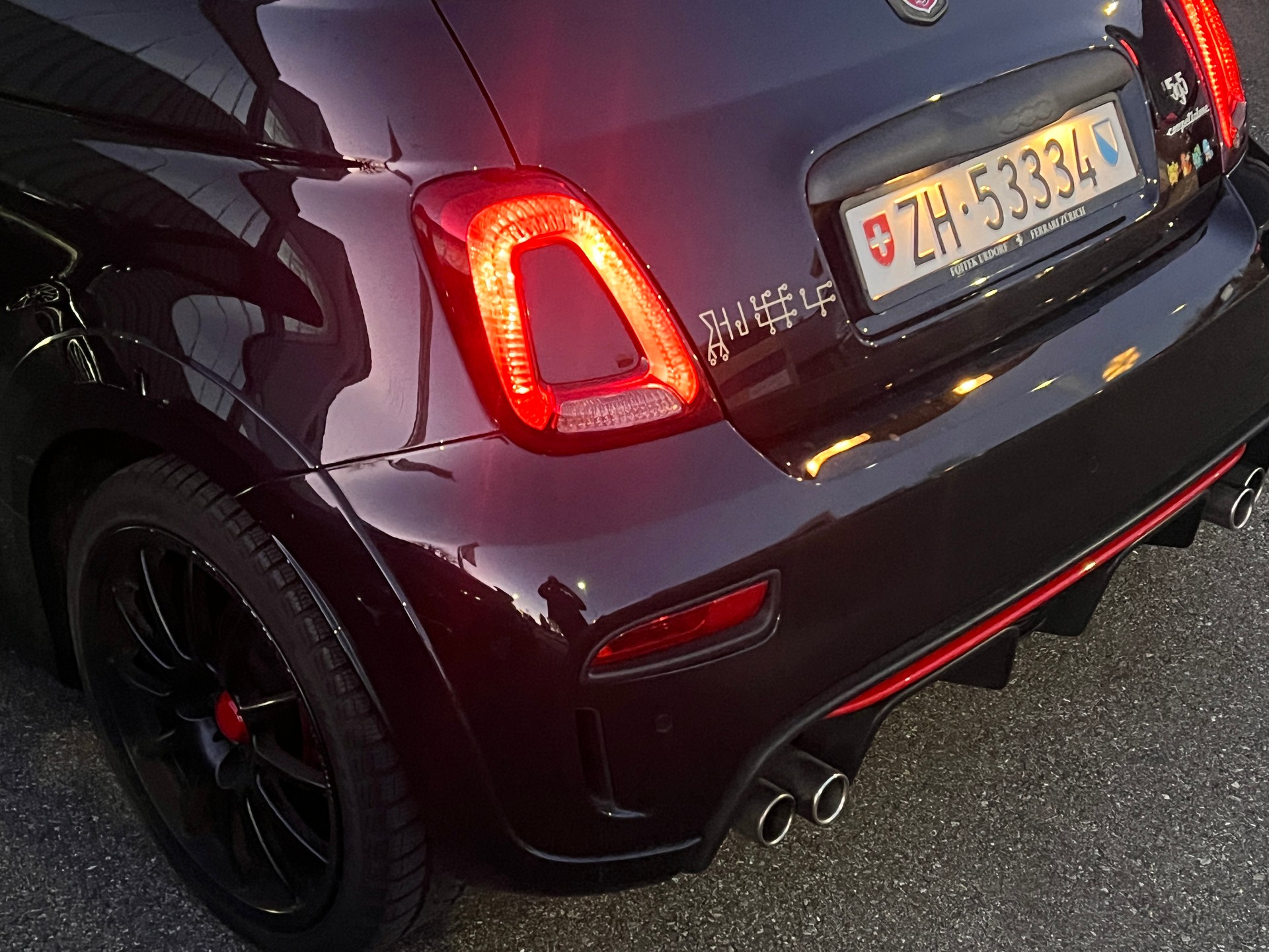 FIAT 595 1.4 16V Turbo Abarth Scorpion Legend Competizione 70th Anniversary-image-5
