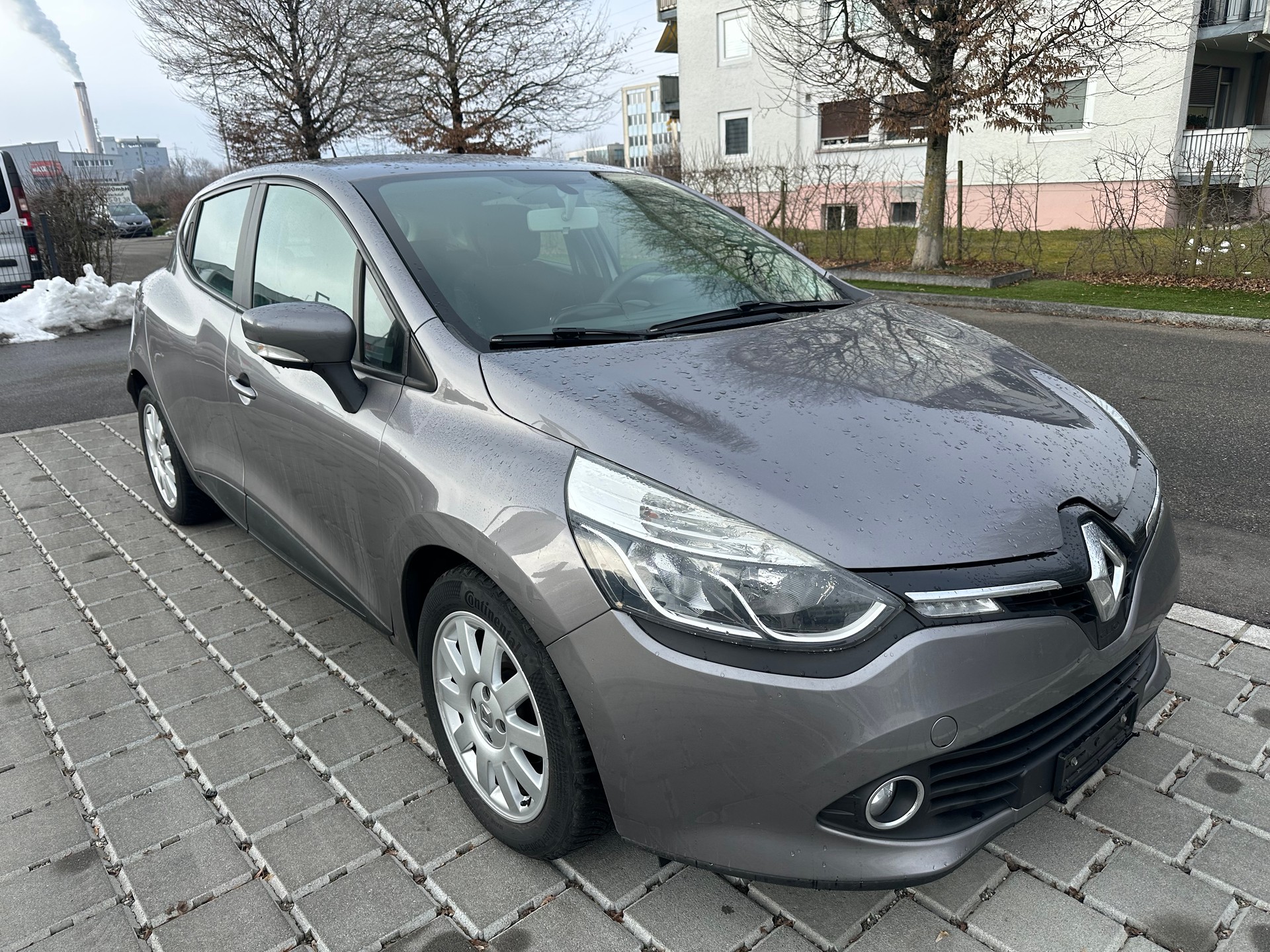 RENAULT Clio 0.9 12V Dynamique