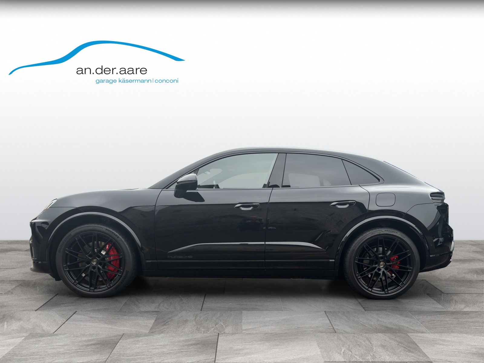 PORSCHE Macan Turbo 100kWh-image-7
