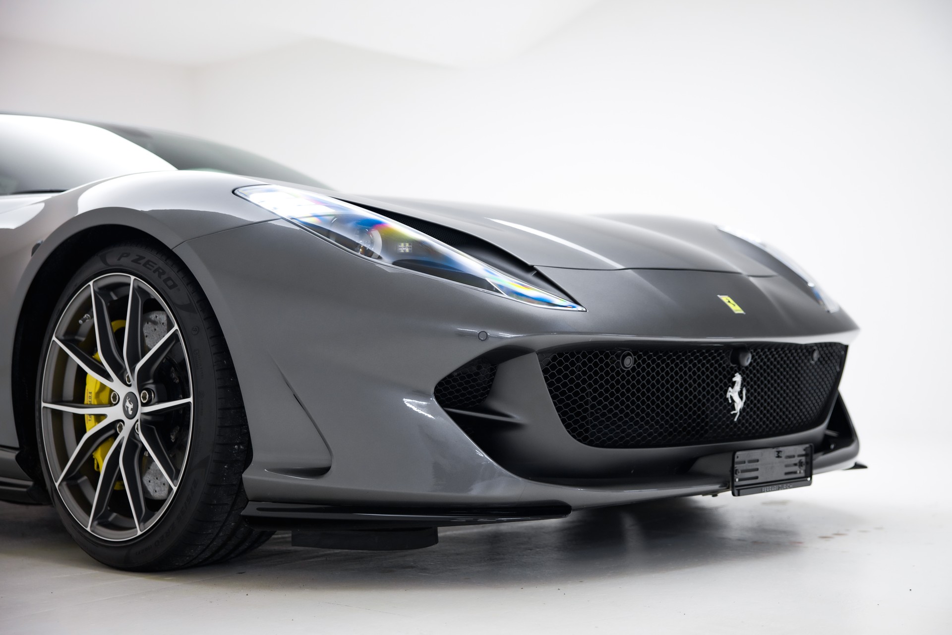 FERRARI 812 Superfast-image-20