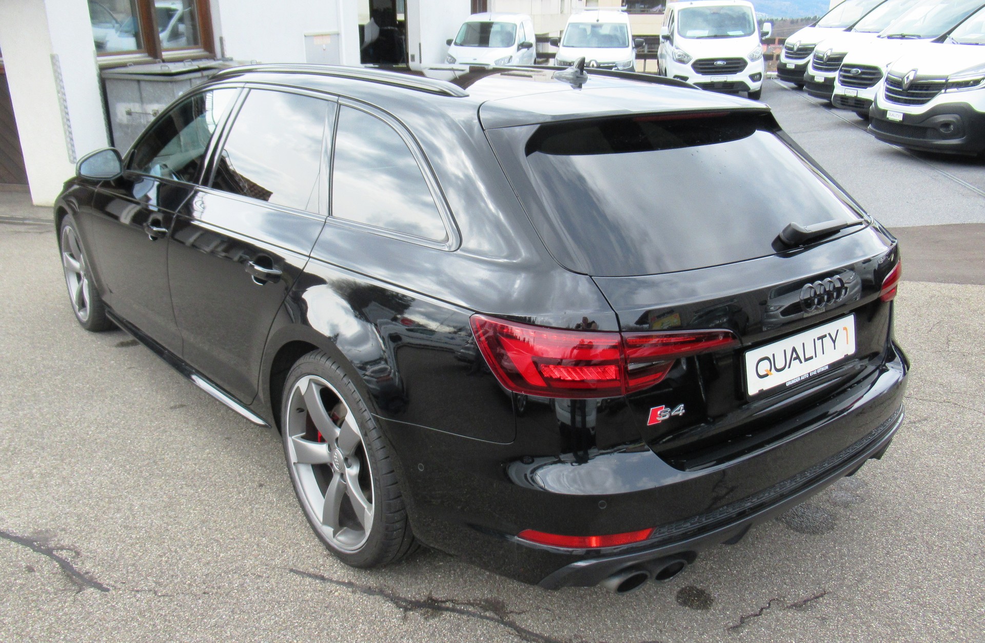 AUDI S4 Avant 3.0 TFSI quattro tiptronic-showroom-element-2