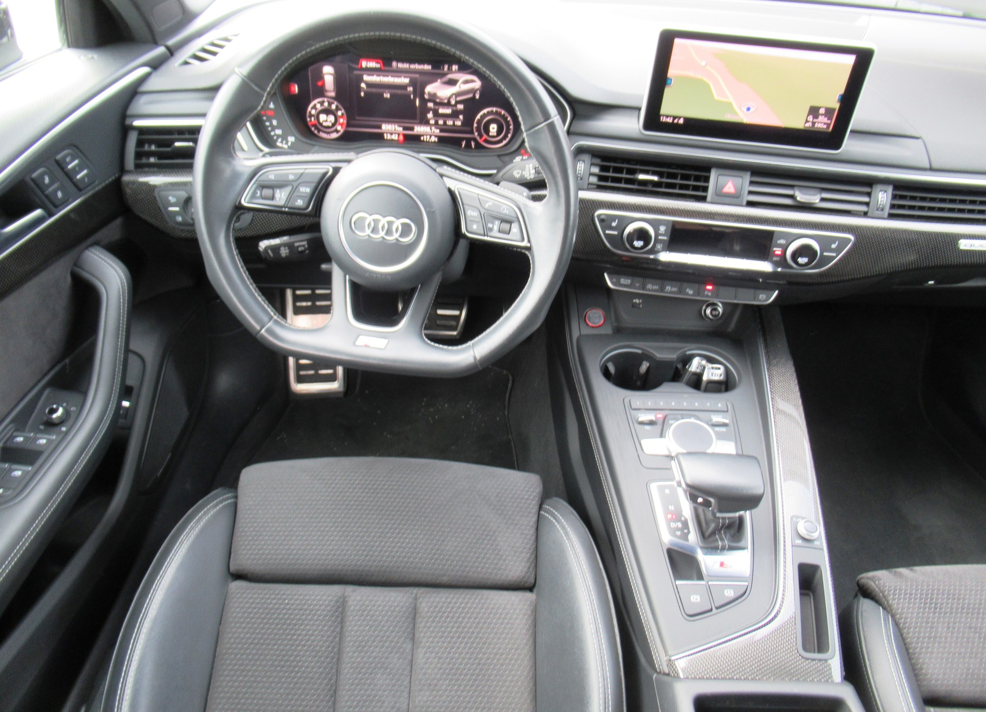 AUDI S4 Avant 3.0 TFSI quattro tiptronic-image-14