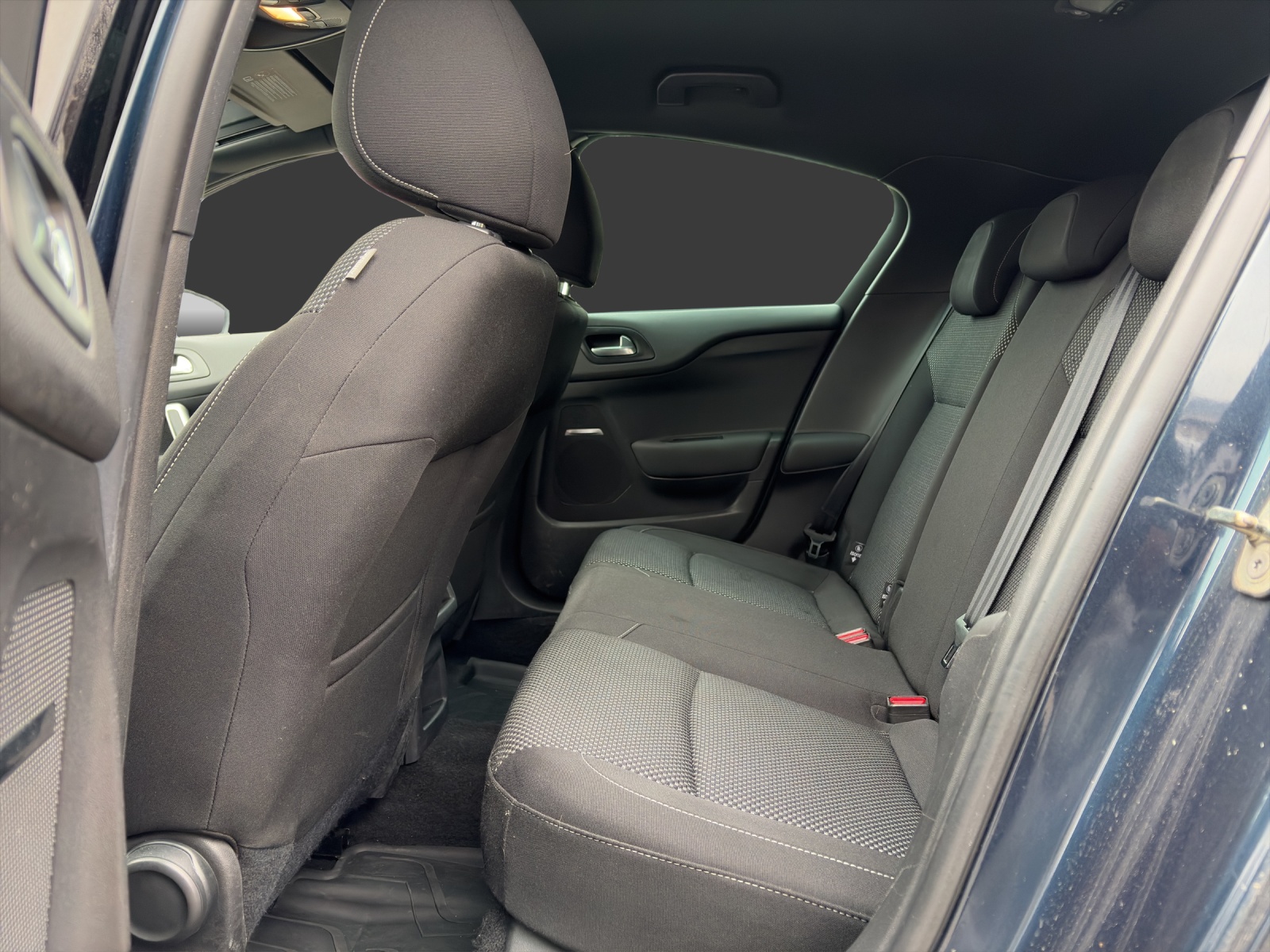 DS AUTOMOBILES DS4 1.6 VTi Chic-image-11