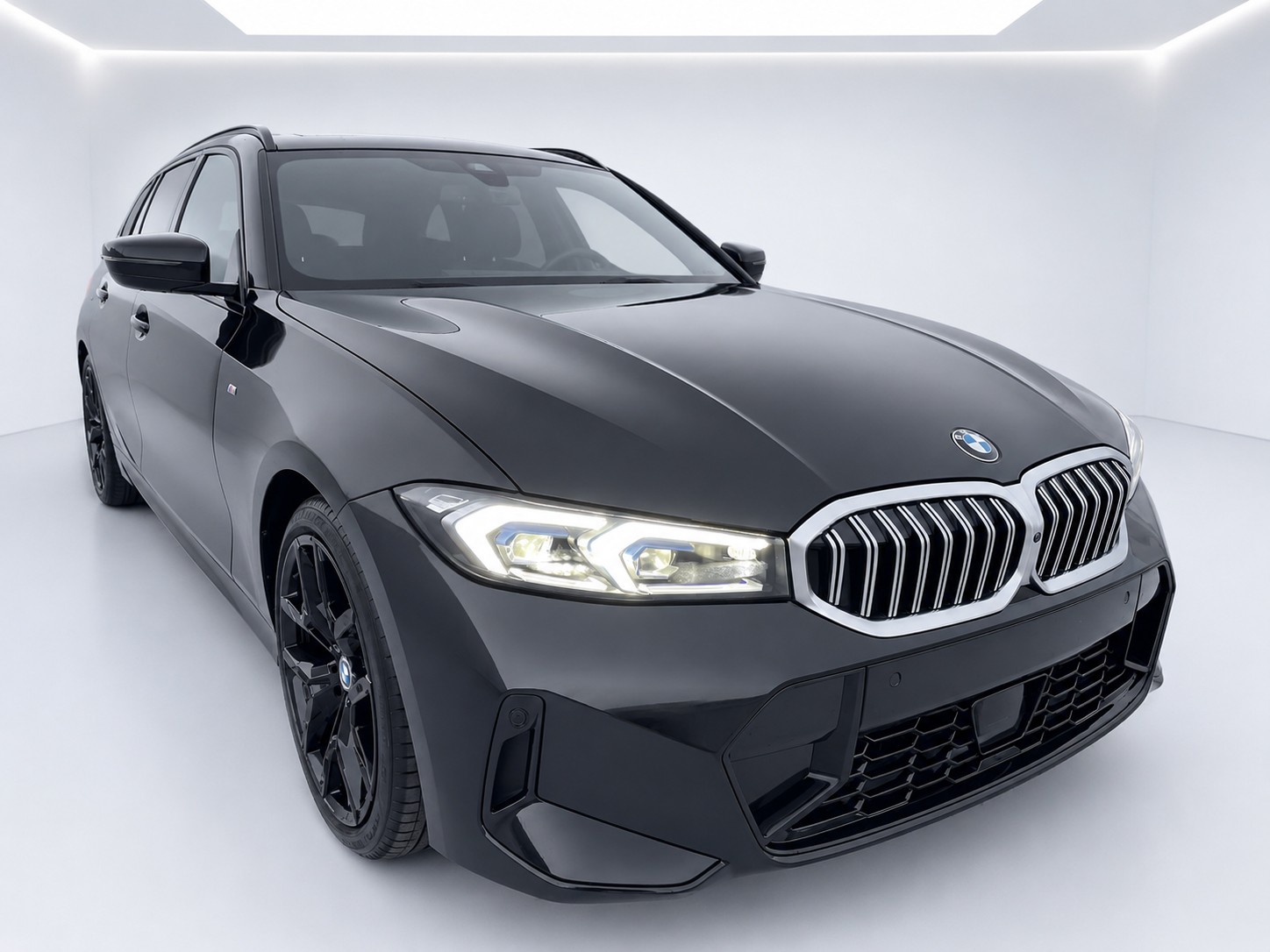 BMW 320d xDrive 48V Steptronic M Sport-image-3