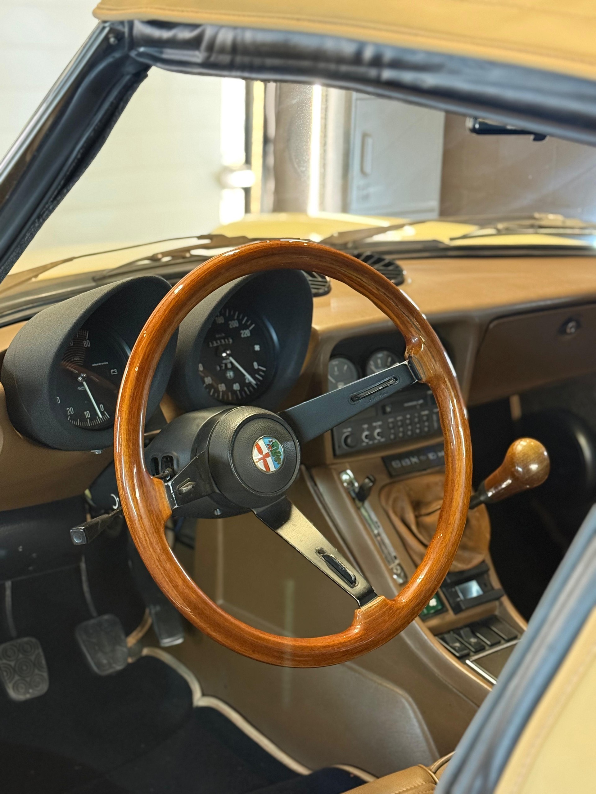 ALFA ROMEO Spider 2.0 (Veloce) 128 PS, Doppelvergaser, Veteran 08.2025-image-16