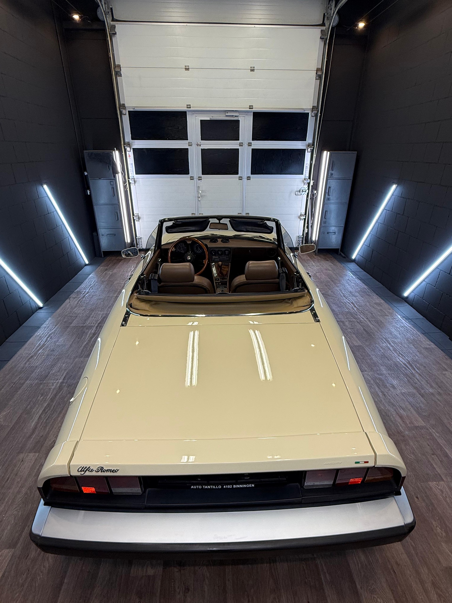 ALFA ROMEO Spider 2.0 (Veloce) 128 PS, Doppelvergaser, Veteran 08.2025-image-12