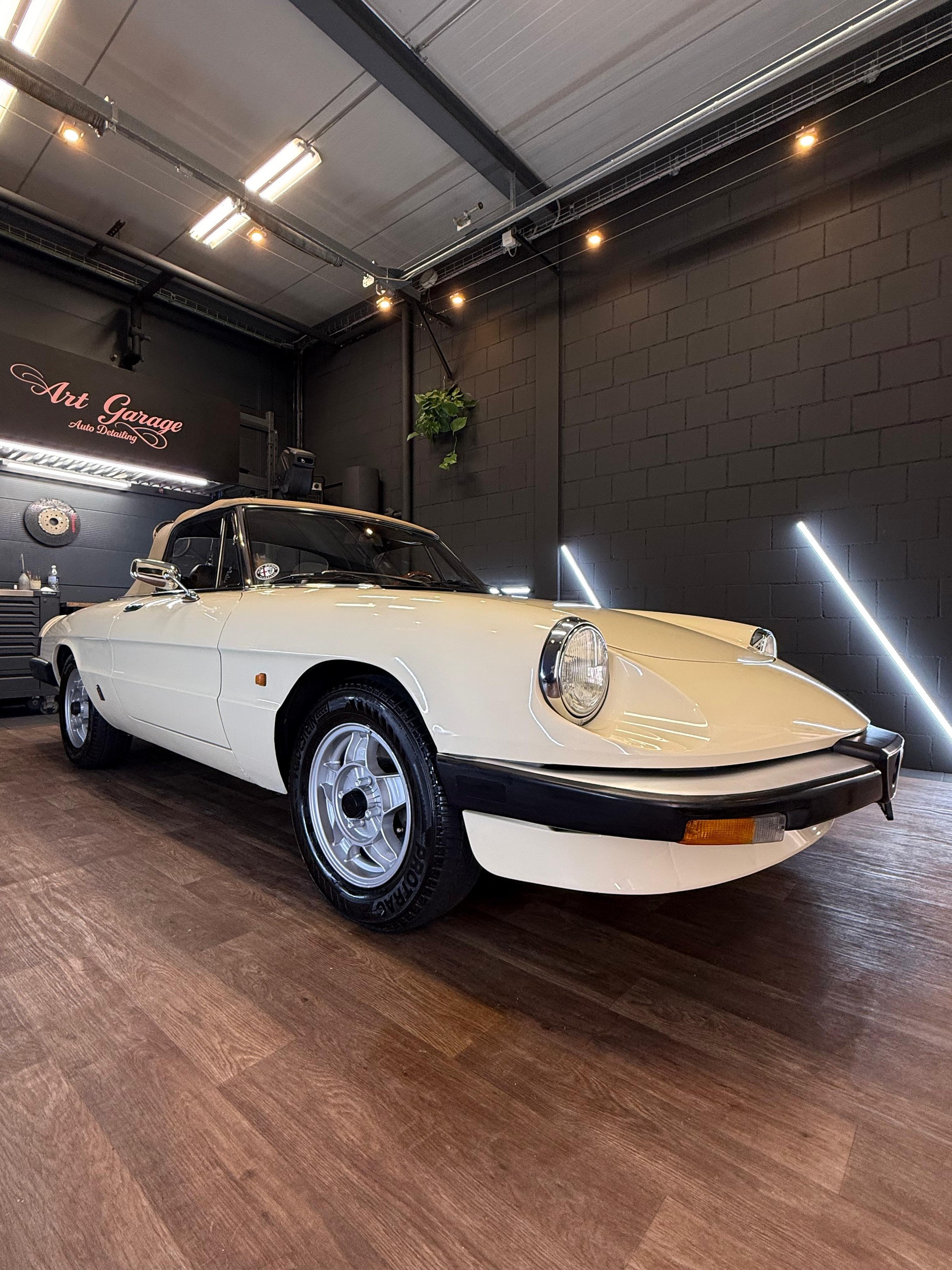ALFA ROMEO Spider 2.0 (Veloce) 128 PS, Doppelvergaser, Veteran 08.2025