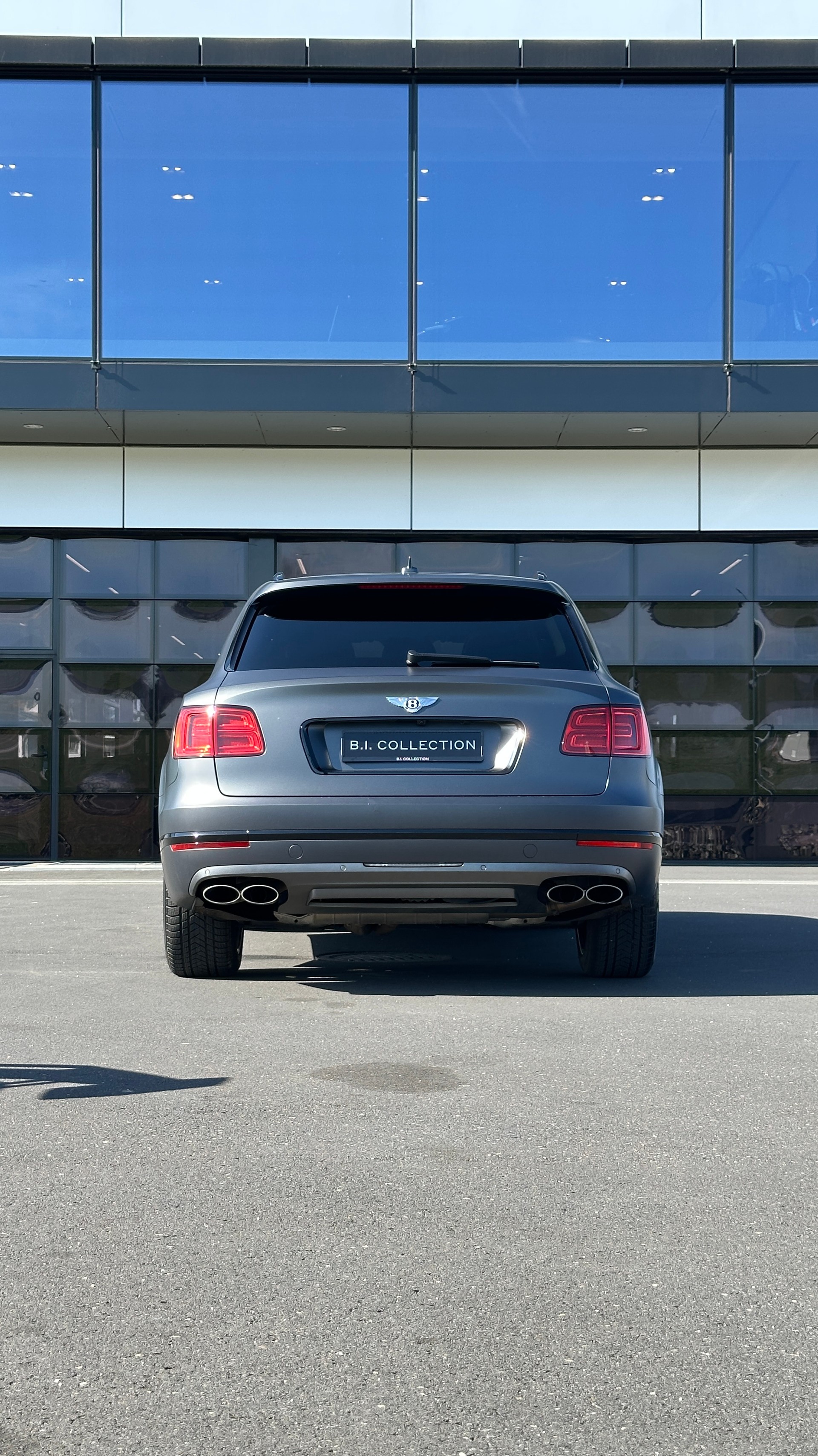 BENTLEY Bentayga W12-image-13