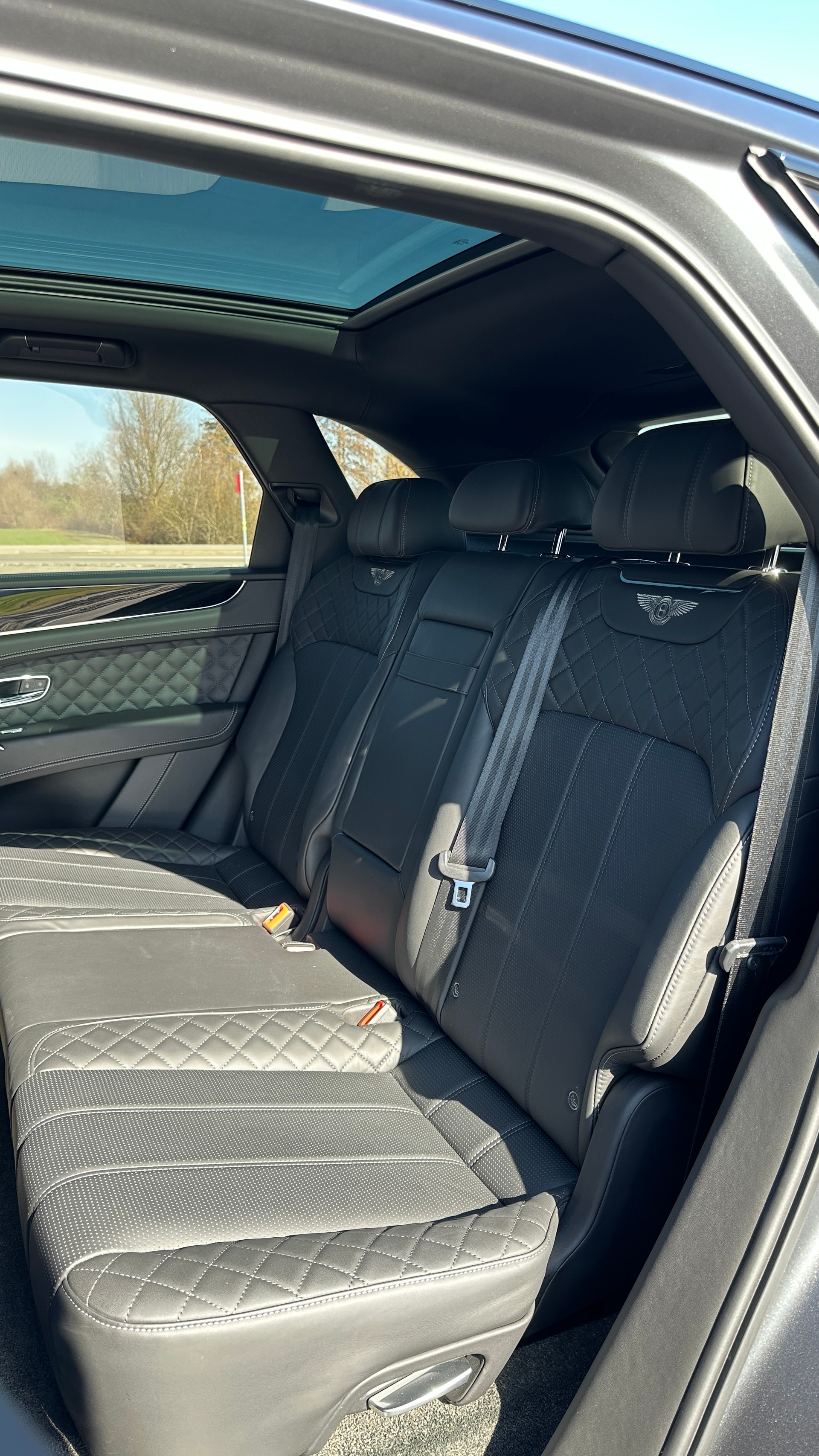 BENTLEY Bentayga W12-image-20