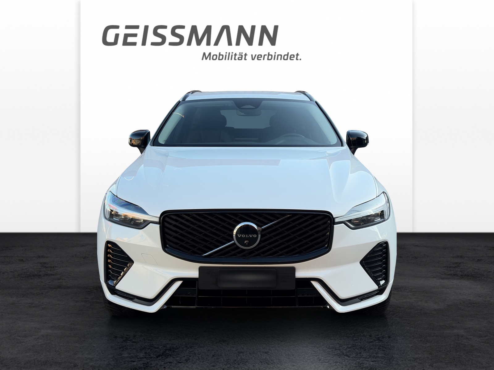VOLVO XC60 2.0 B5 MH Plus Dark AWD-image-6