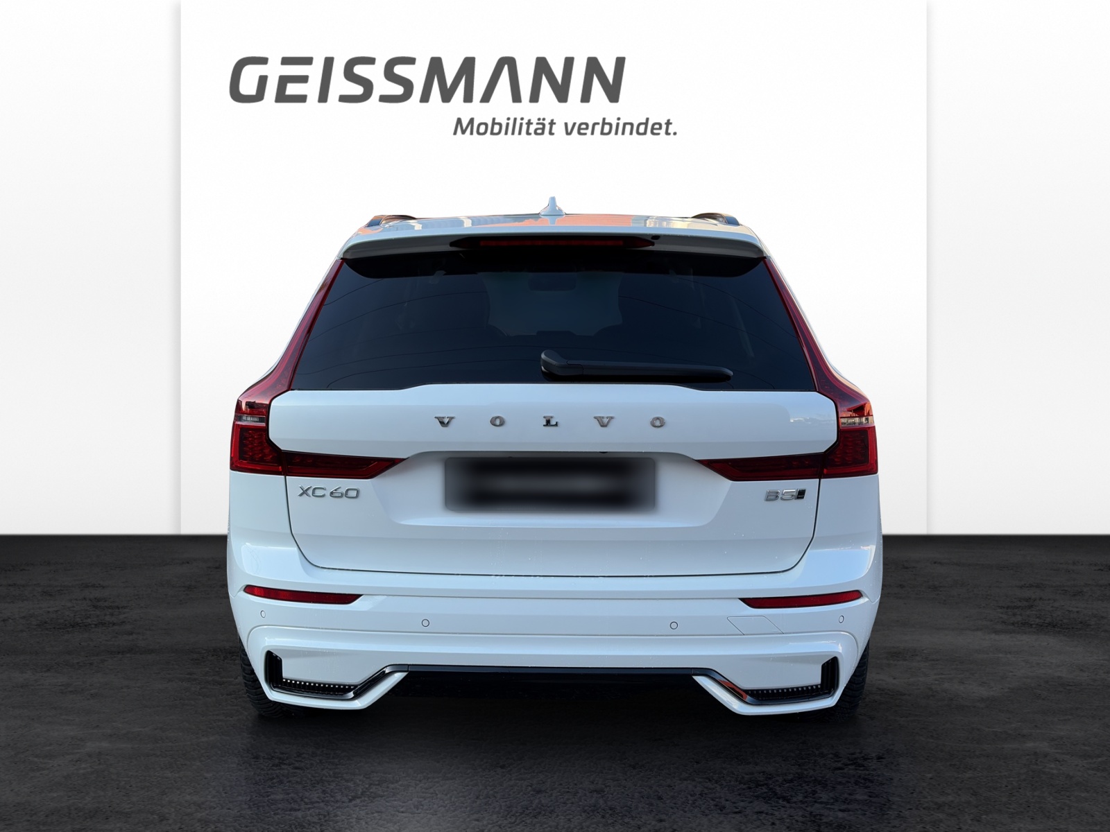 VOLVO XC60 2.0 B5 MH Plus Dark AWD-image-7