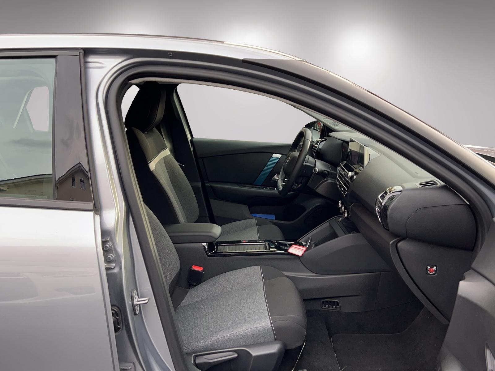 CITROEN e-C4 Swiss Edition-image-11