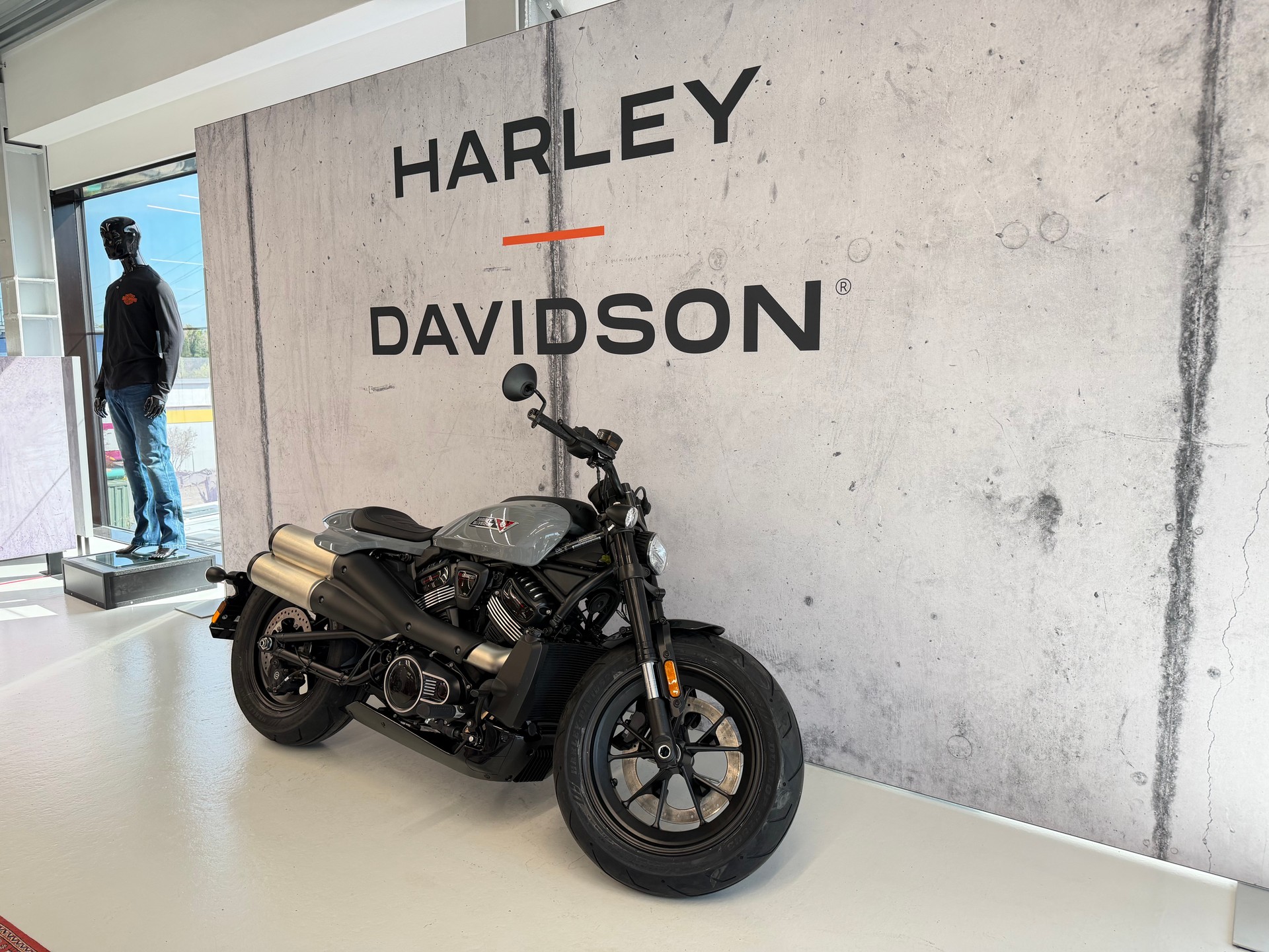 HARLEY-DAVIDSON RH 1250 Sportster S-image-1
