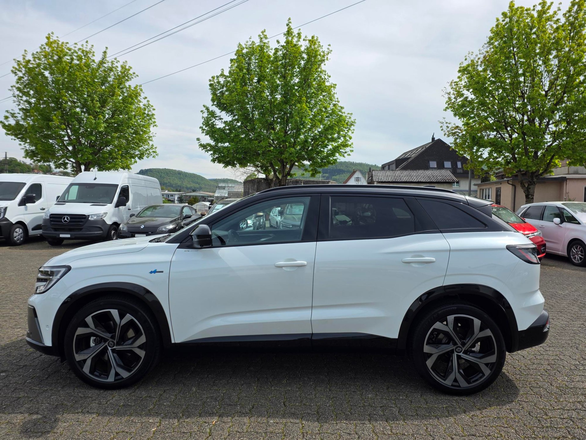 RENAULT Austral 1.2 E-Tech esprit Alpine-image-1