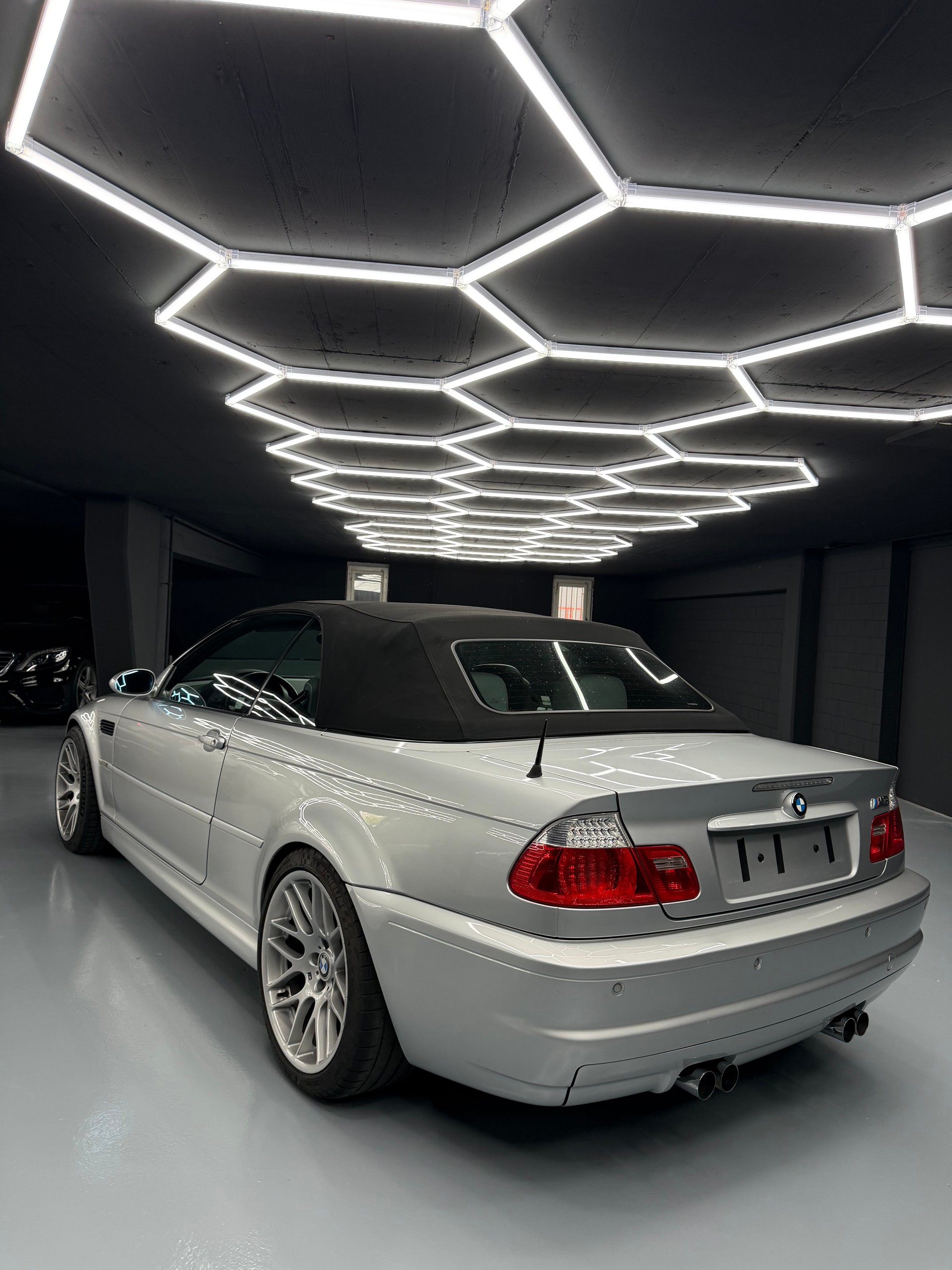 BMW M3 Cabriolet-showroom-element-3