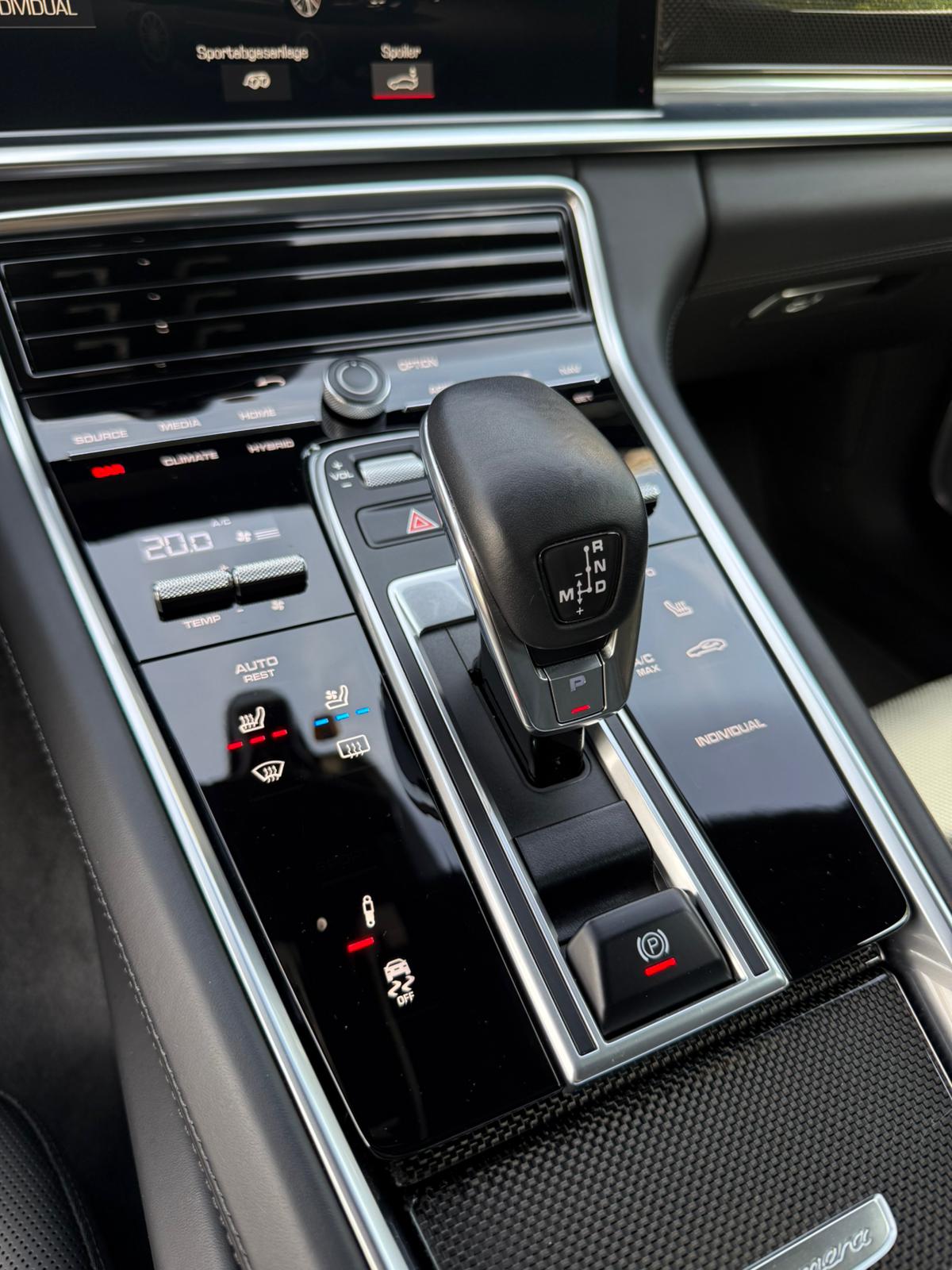 PORSCHE Panamera Turbo S E-Hybrid PDK *CH-Fahrzeug / Approved*-image-10