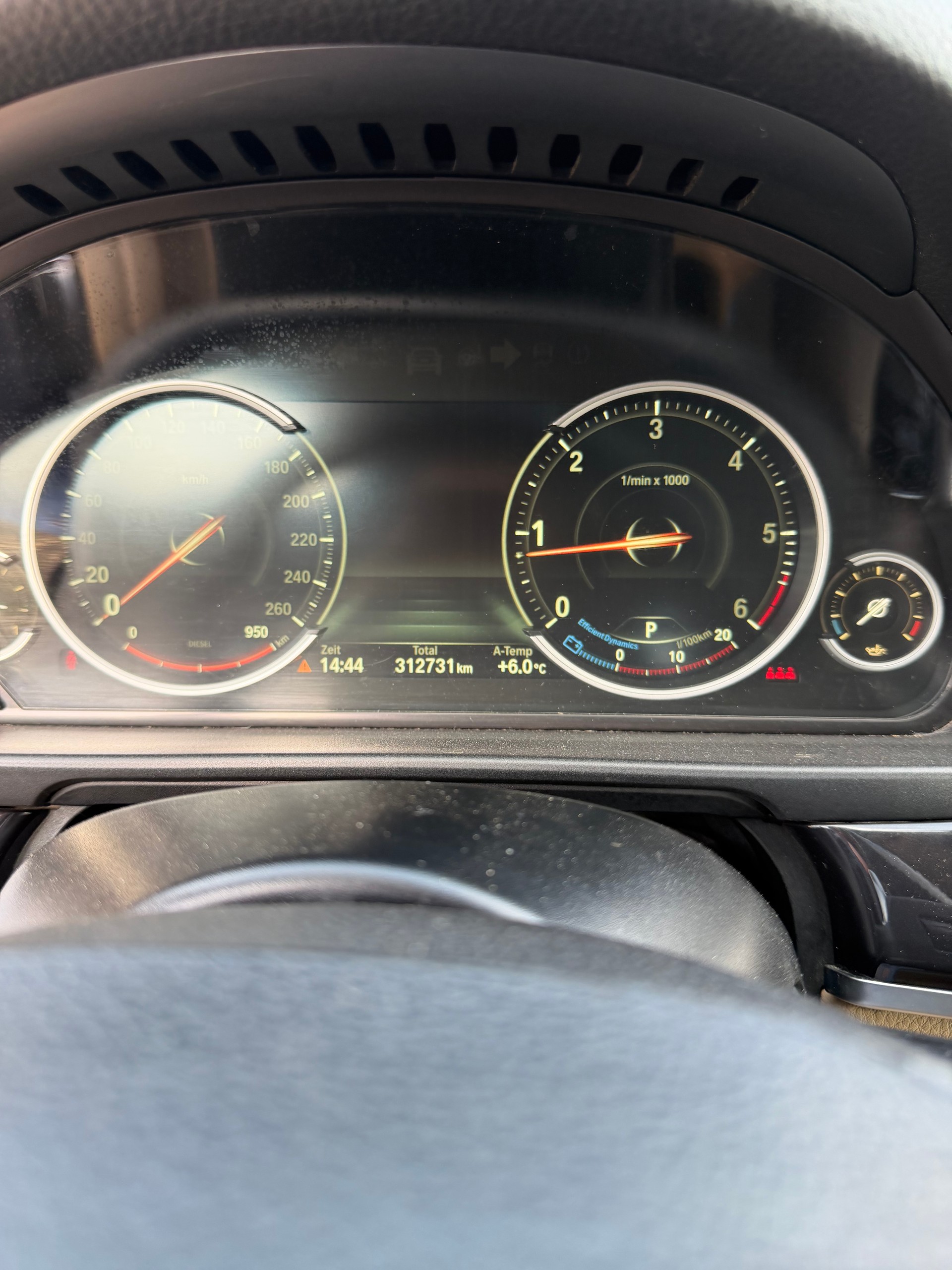 BMW 520d Touring Luxury Line Steptronic-image-20