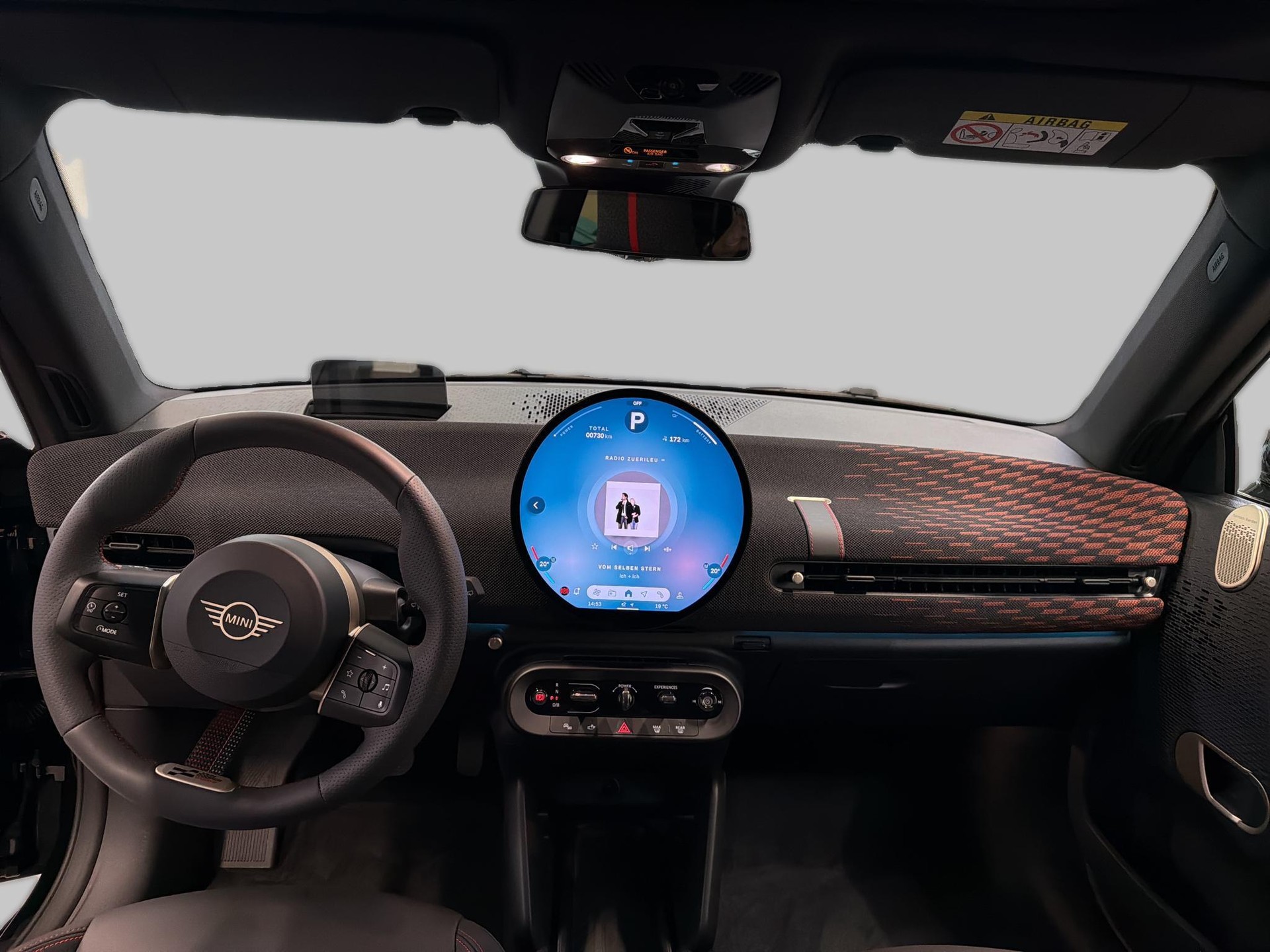MINI Cooper SE-image-22