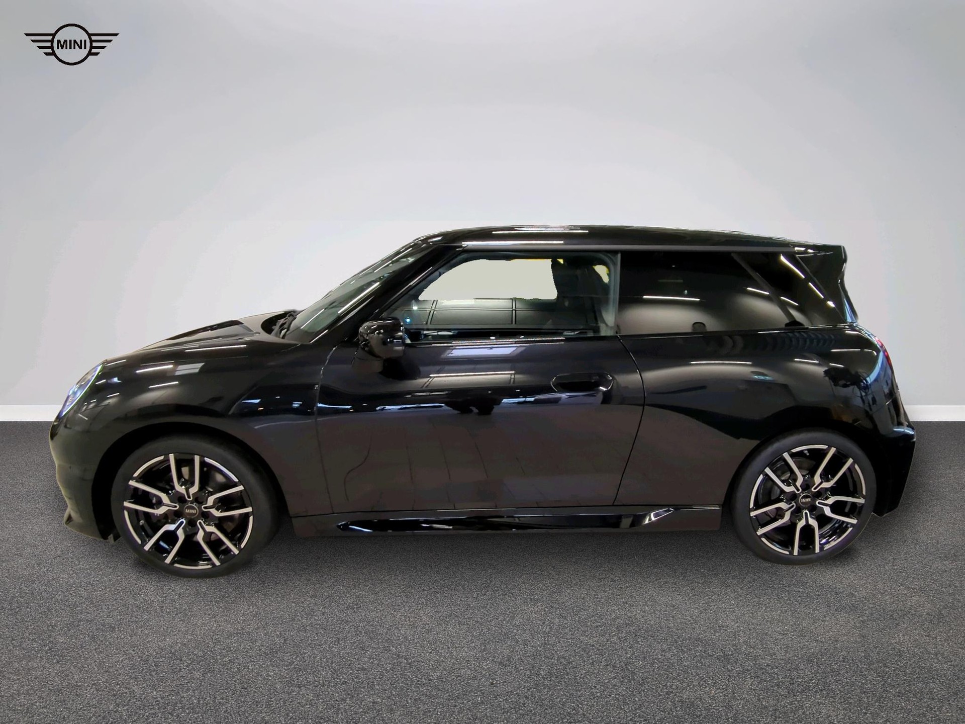 MINI Cooper SE-image-5