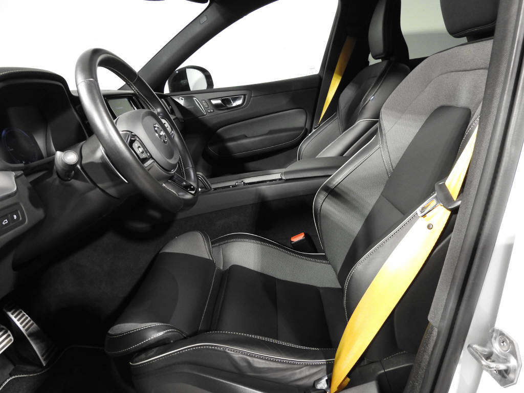 VOLVO XC60 2.0 T8 TE Polestar eAWD-image-7