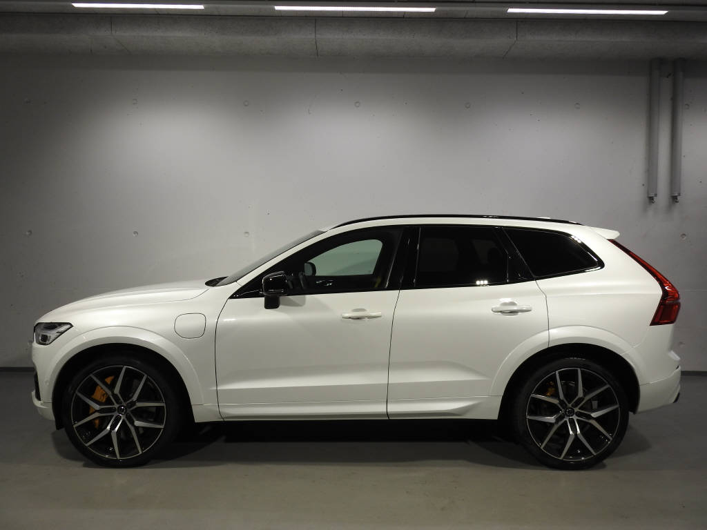 VOLVO XC60 2.0 T8 TE Polestar eAWD-showroom-element-2