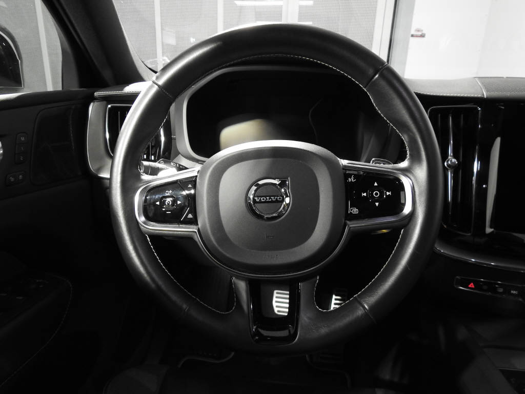 VOLVO XC60 2.0 T8 TE Polestar eAWD-image-5