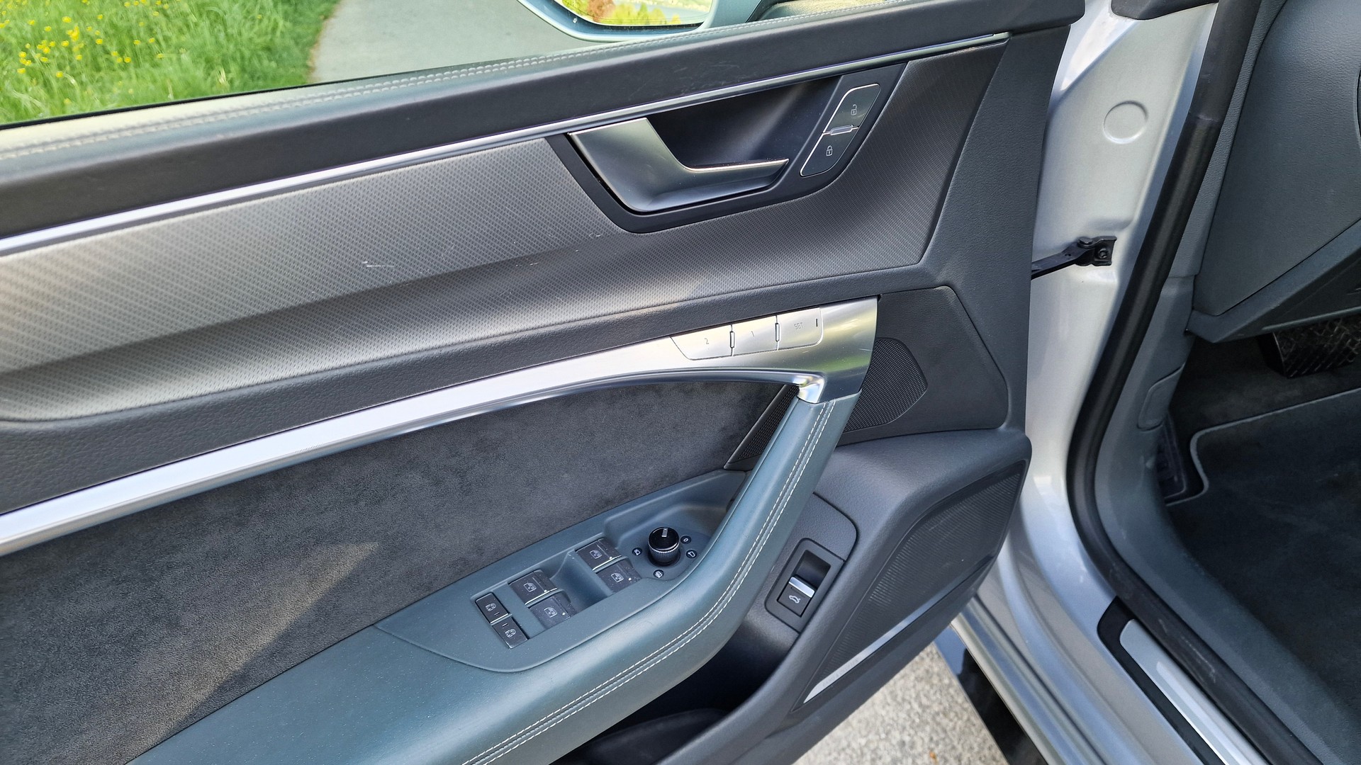 AUDI A7 Sportback 55 TFSI quattro S-tronic-image-17