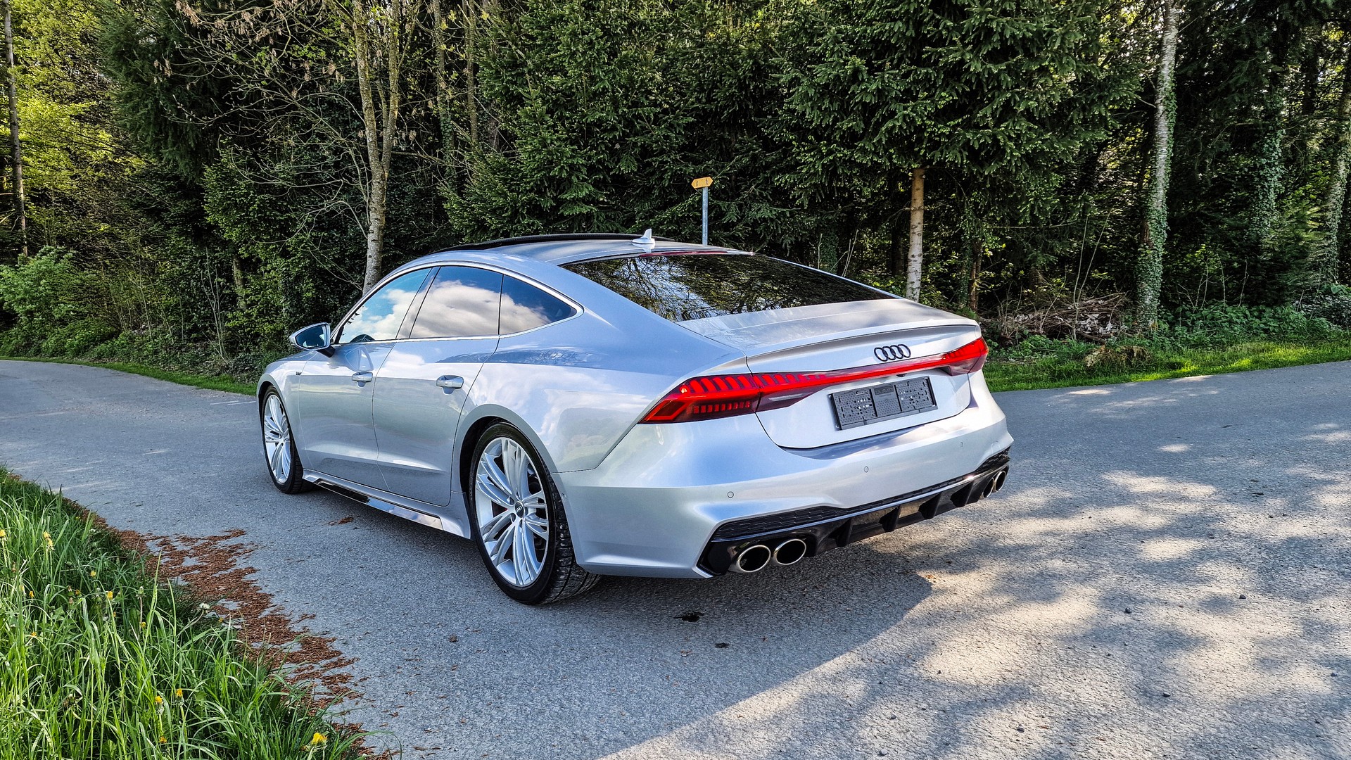 AUDI A7 Sportback 55 TFSI quattro S-tronic-image-5